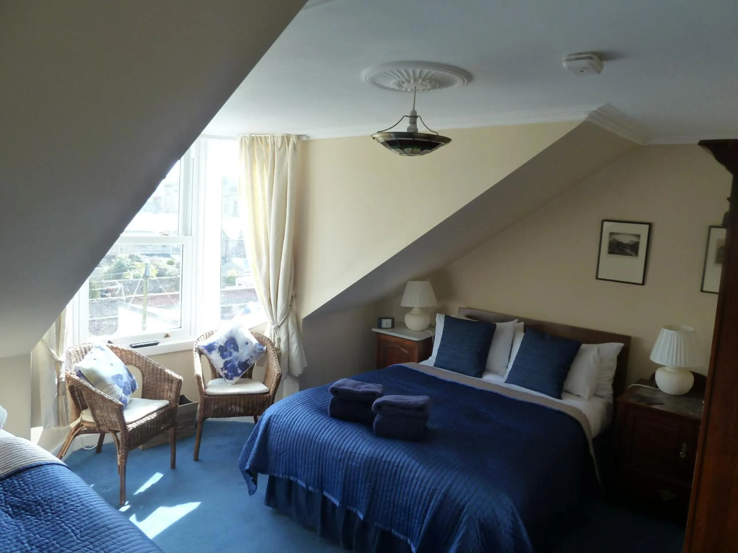 Bed in Burnside Guest House