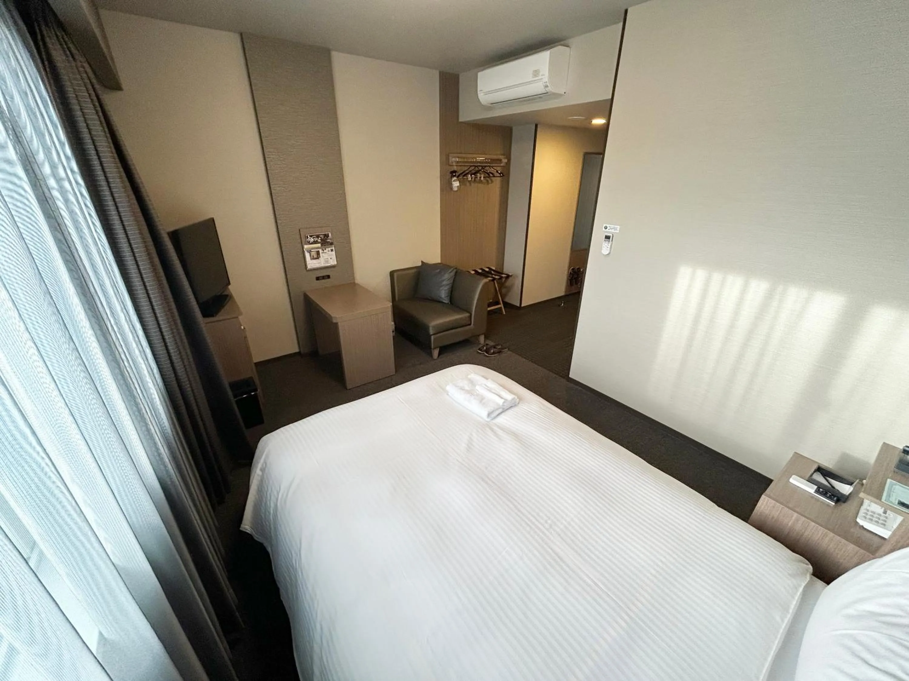 Photo of the whole room, Bed in Hotel Route-Inn Katori Sawara Ekimae