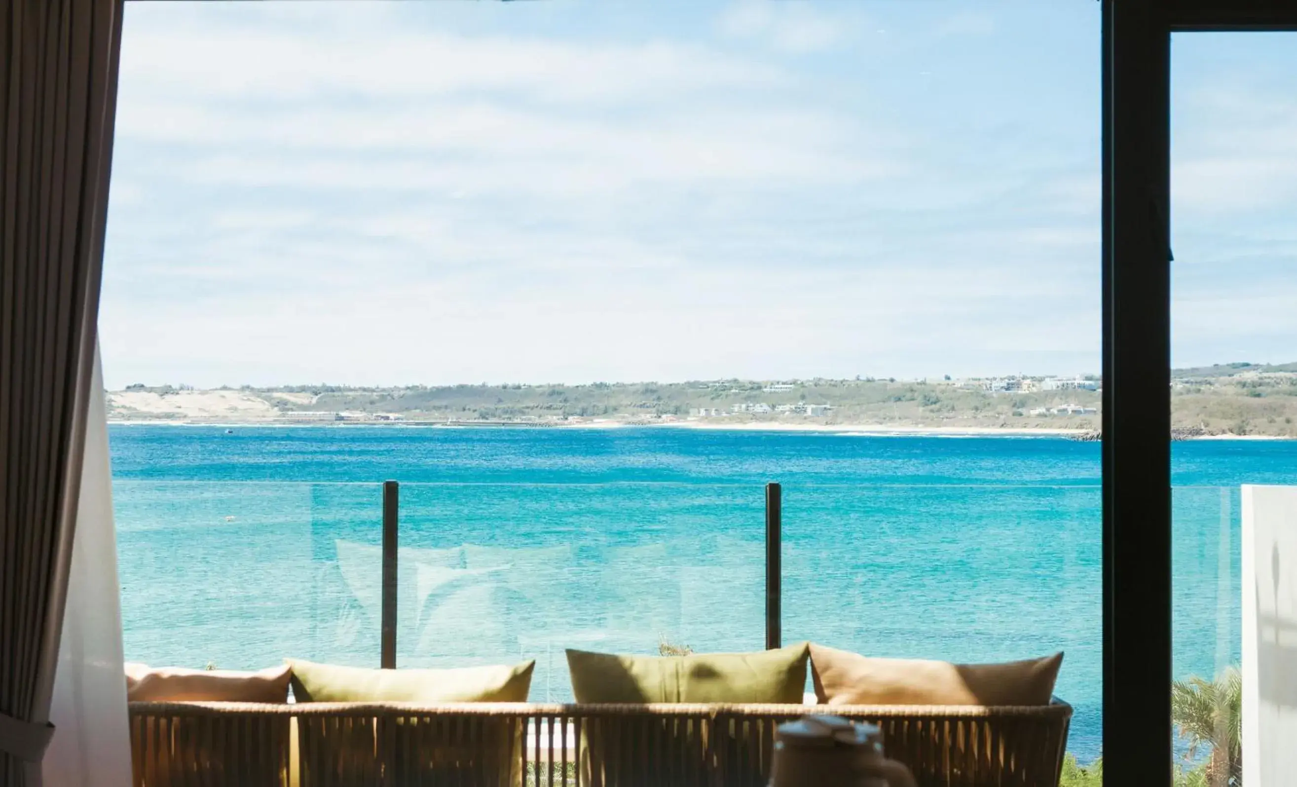 Sea view in Sunshine Liv. Sea view in Sunshine Liv.