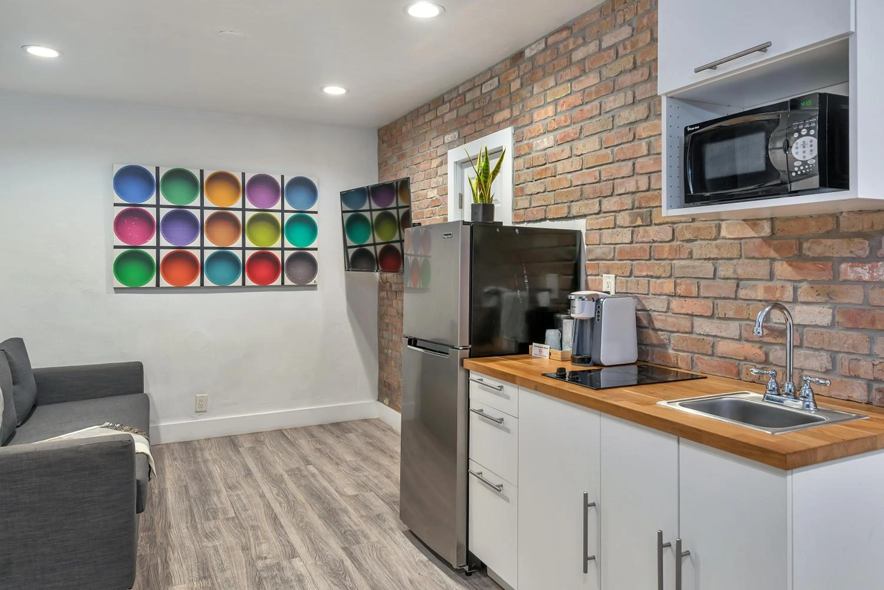 Bedroom in Oasis Hotel