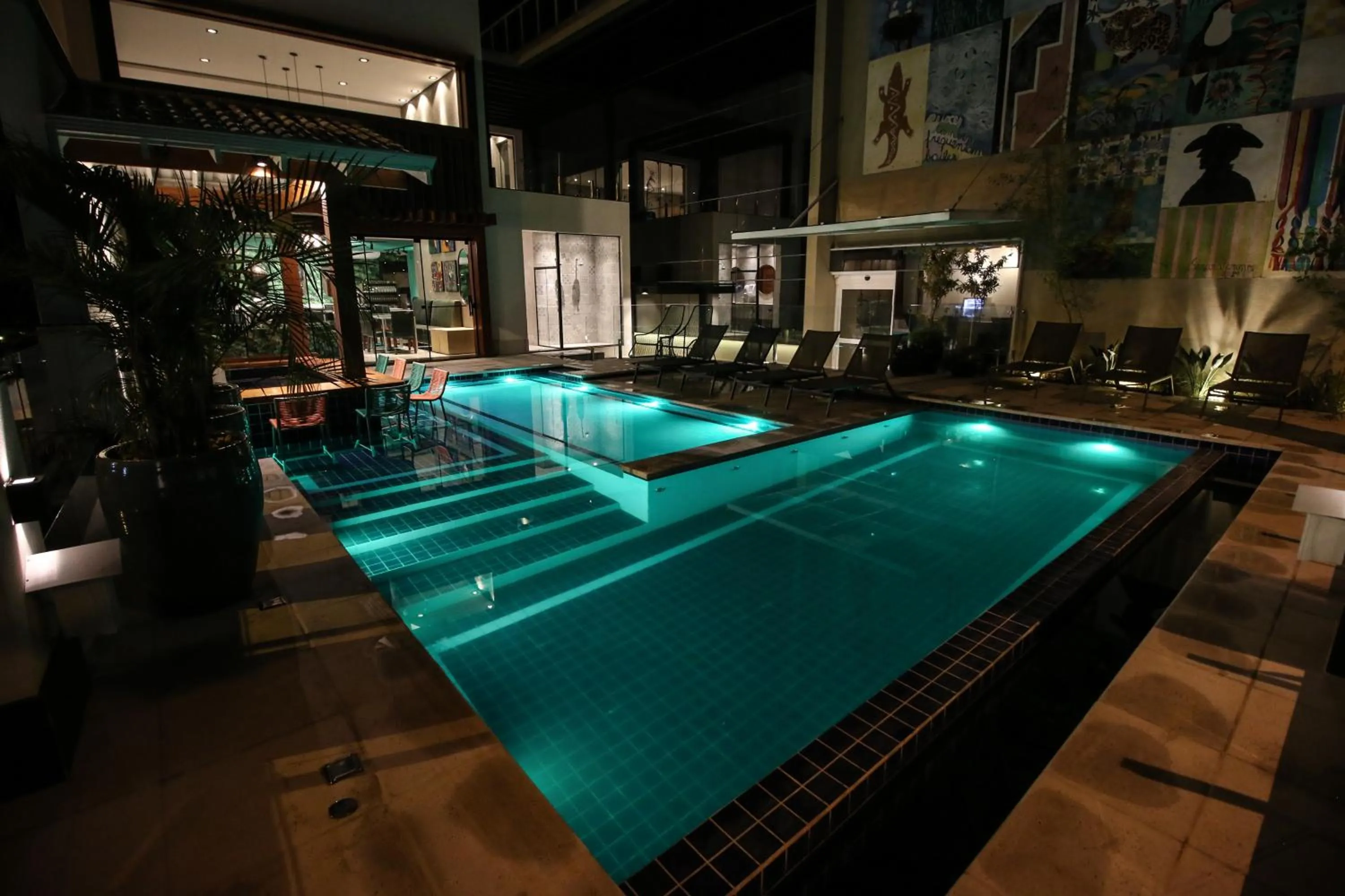 Swimming pool in Hotel da Praça
