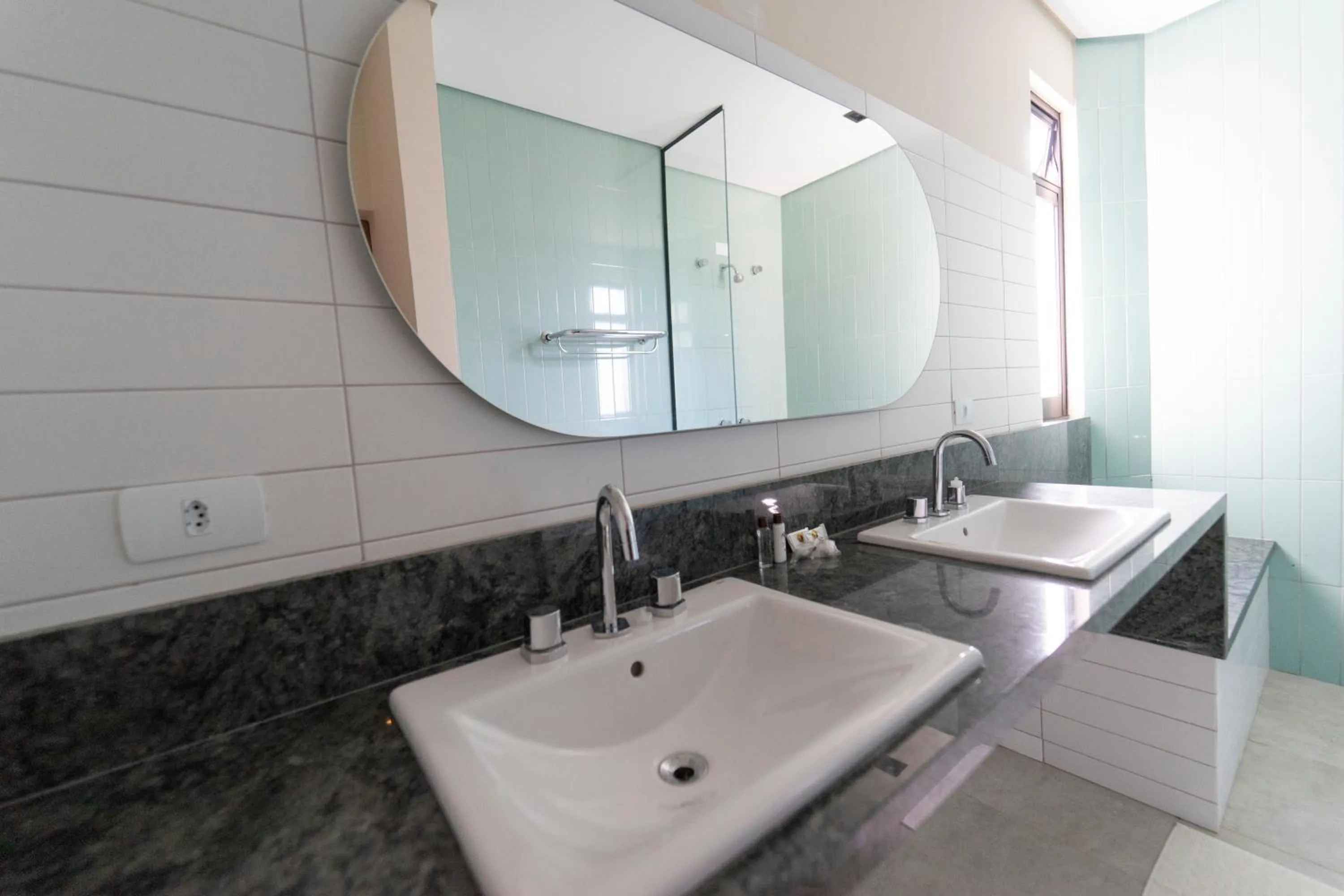 Bathroom in Hotel da Praça