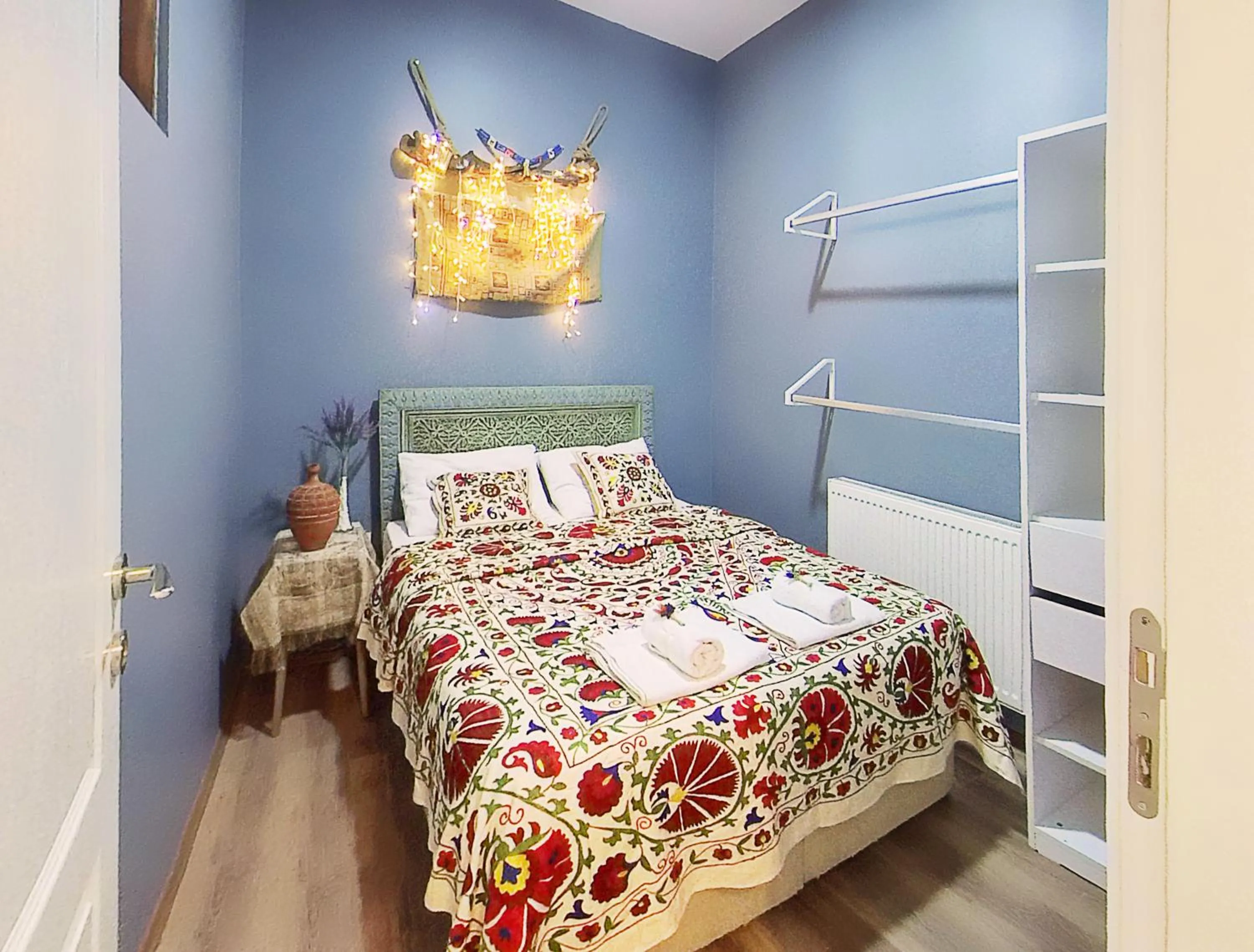 Bed in Elele Boutique Aparts