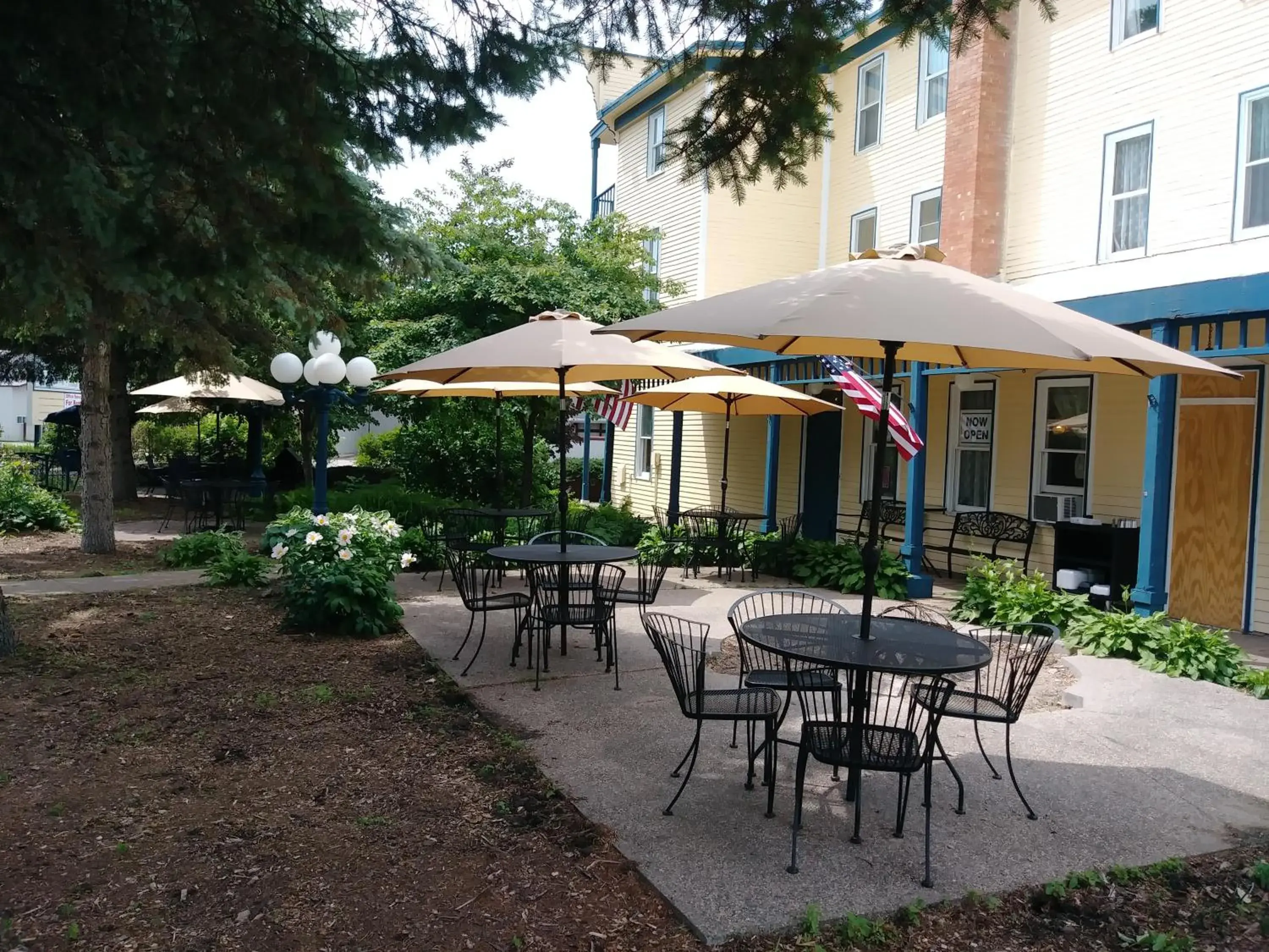 Property building in The Thayer Property building in The Thayer