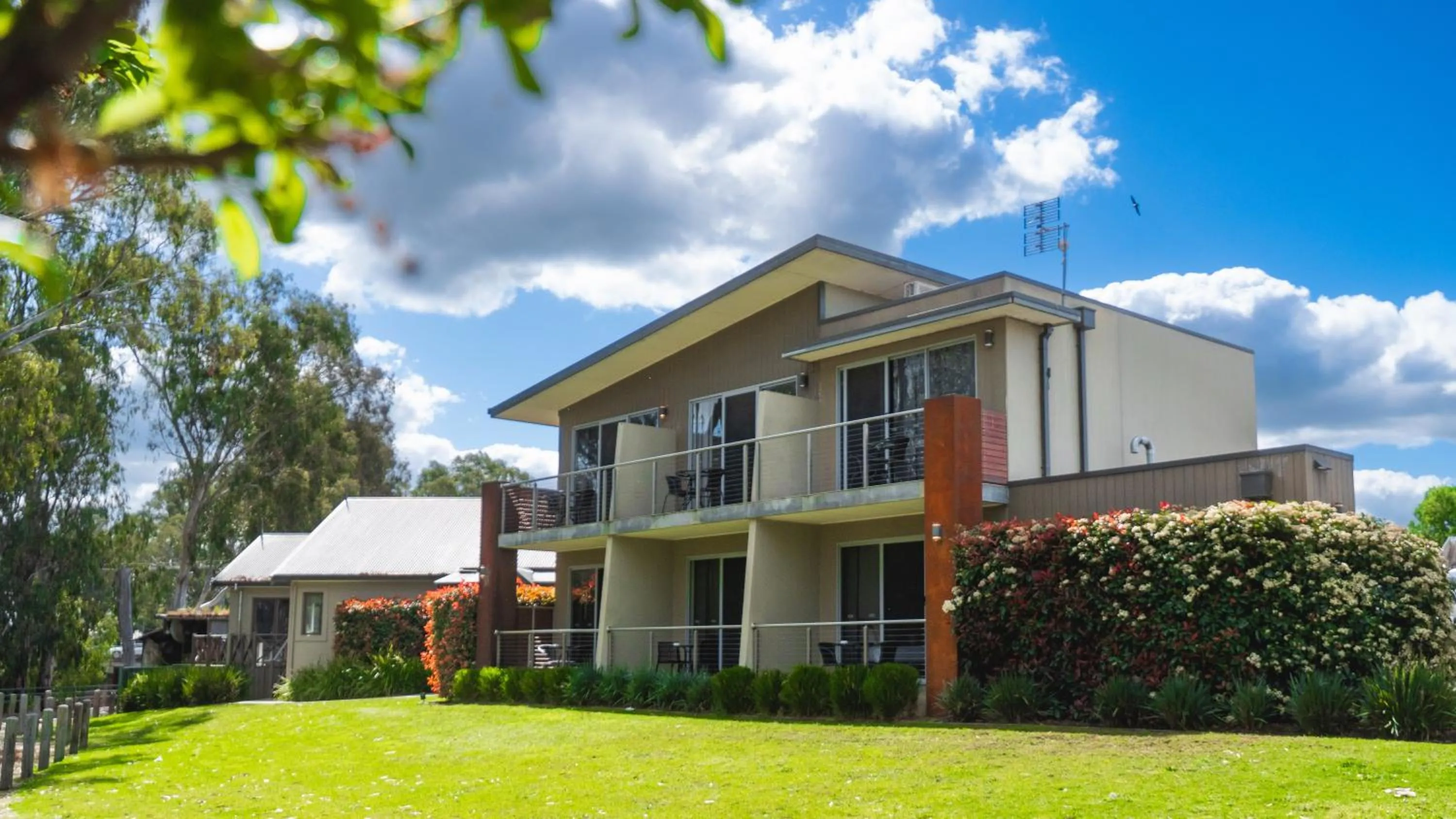 Property building in Campaspe Lodge