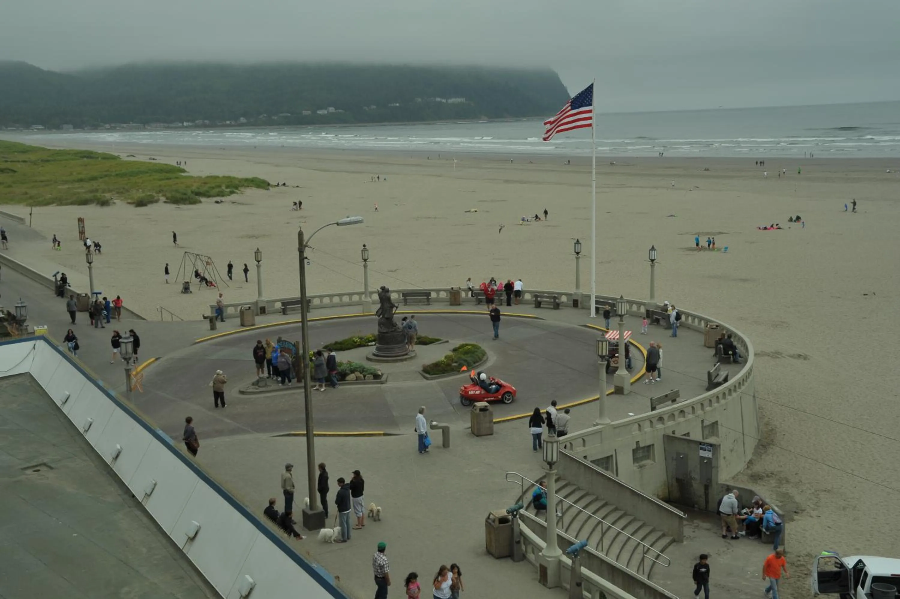 Beach in Promenade Inn & Suites Oceanfront