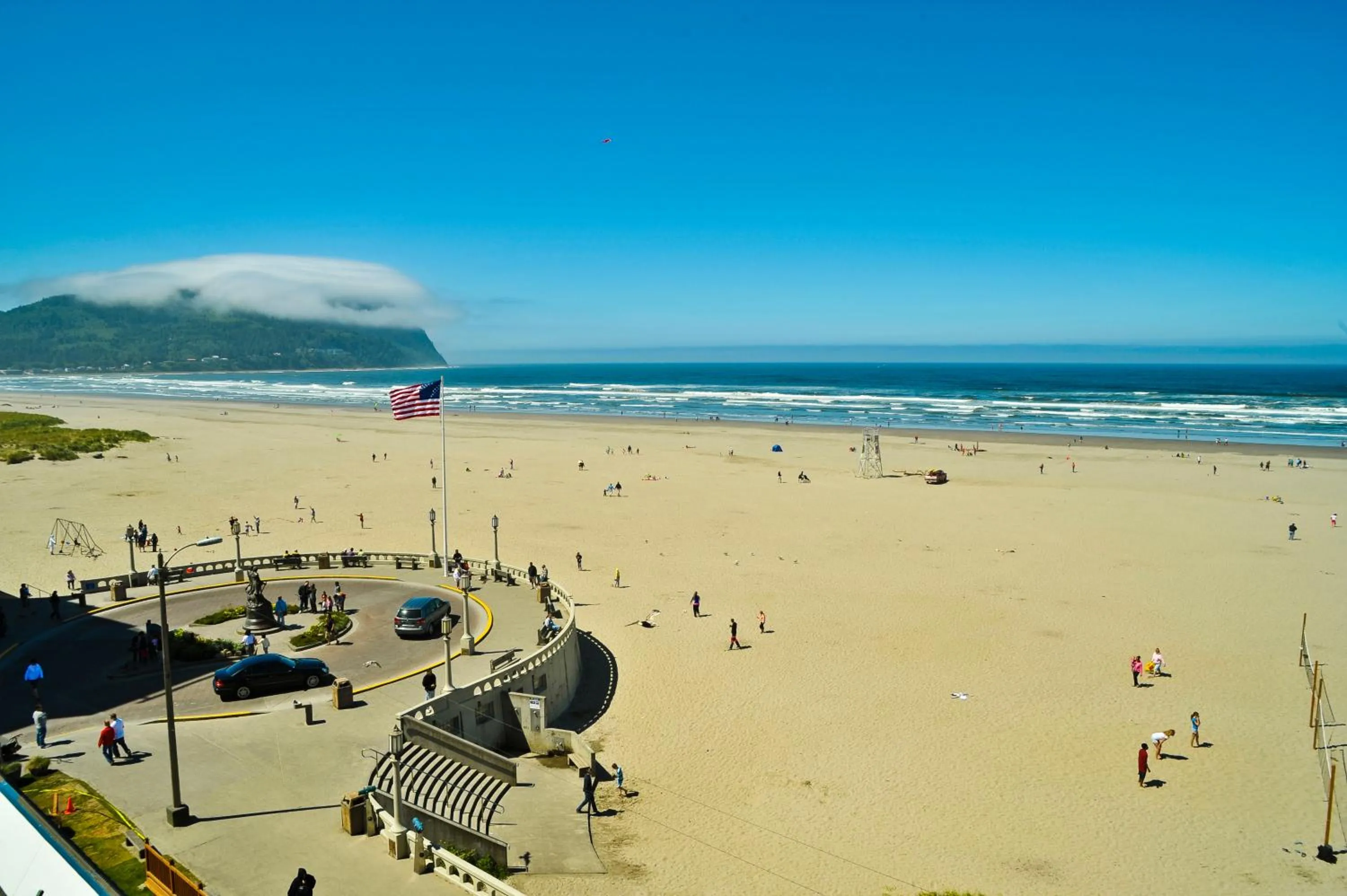 Beach in Promenade Inn & Suites Oceanfront