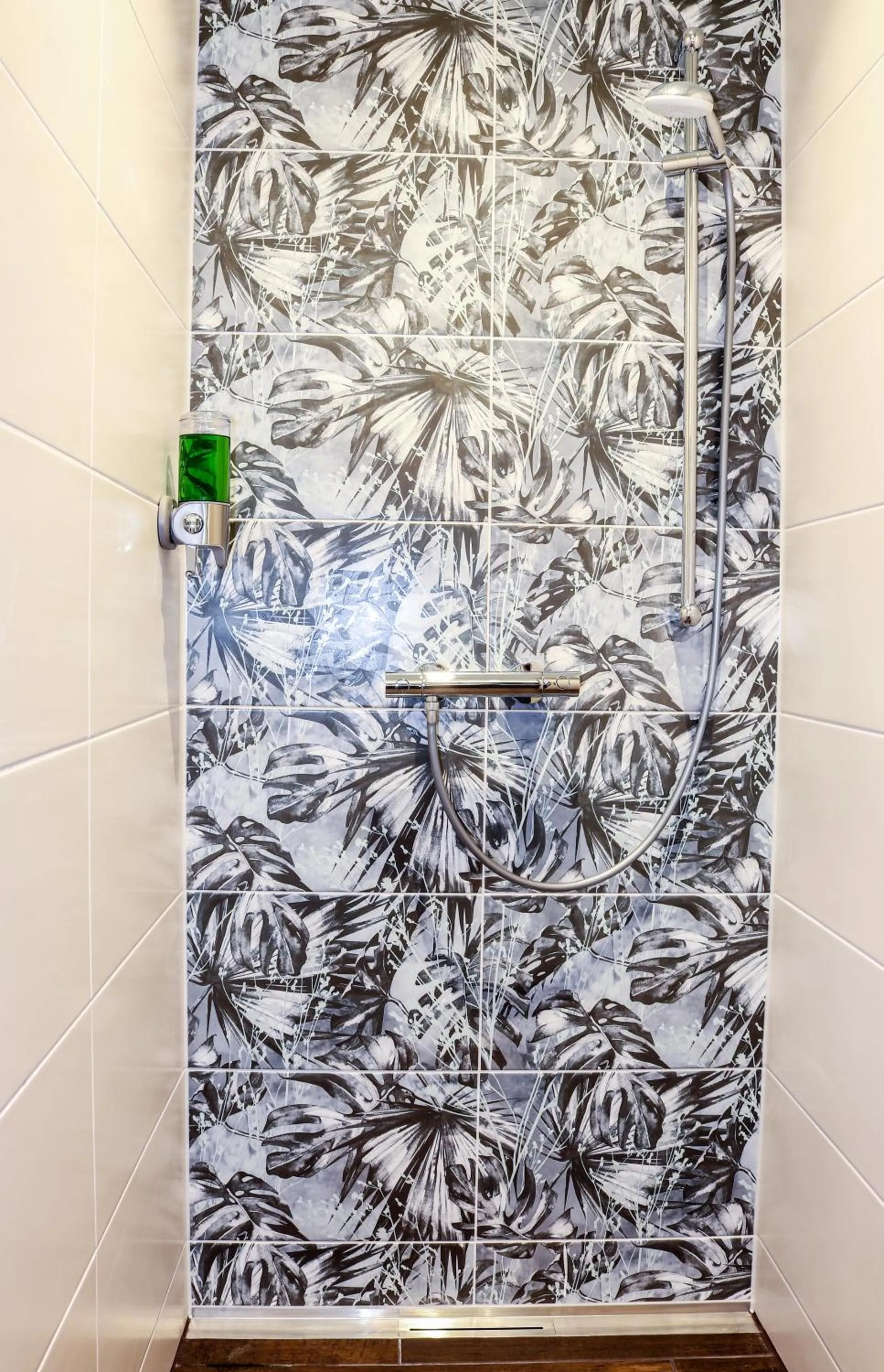 Shower in Das Fischer Boardinghouse BW