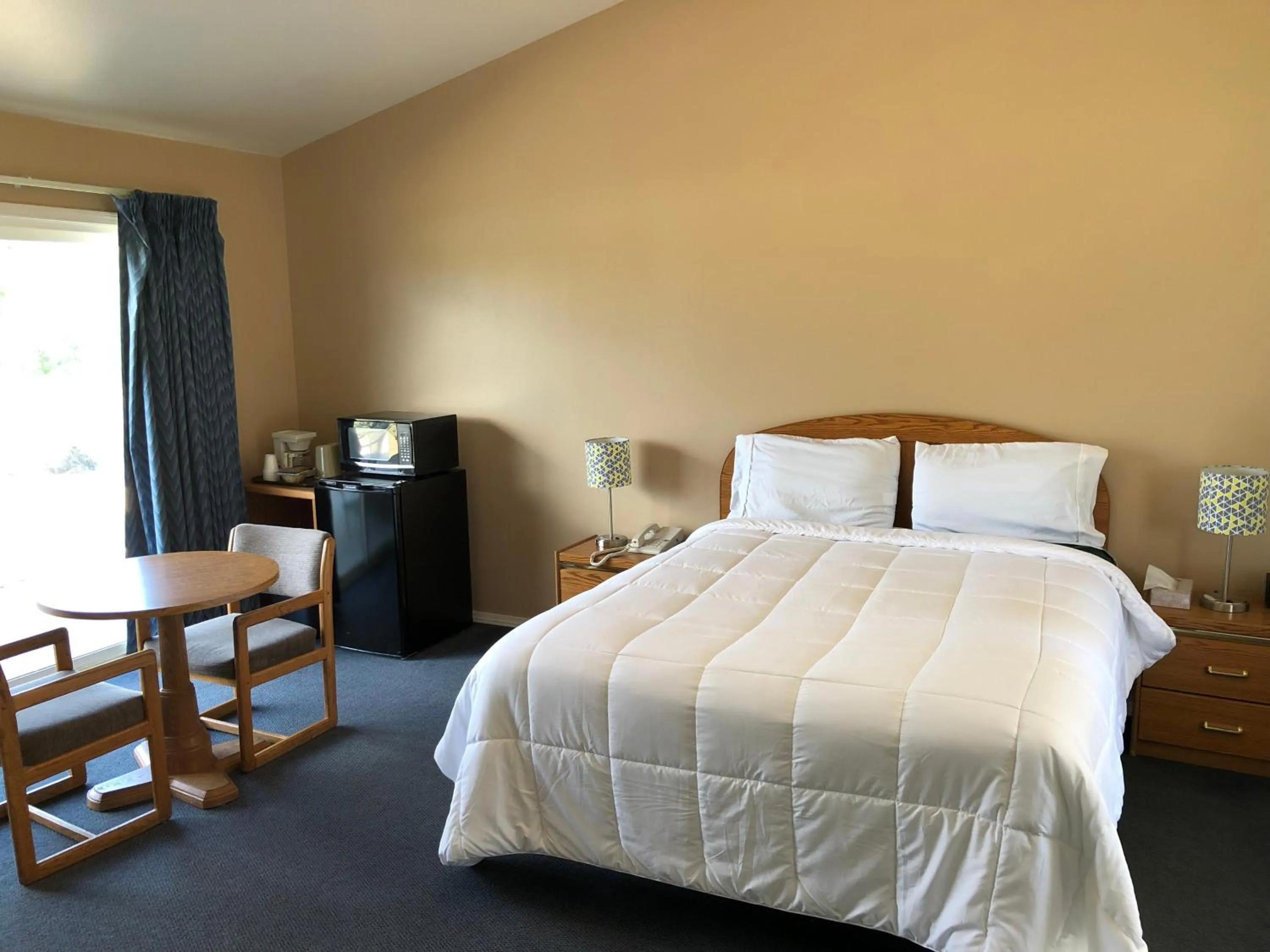 Bed in Meadowcliff Lodge Coleville