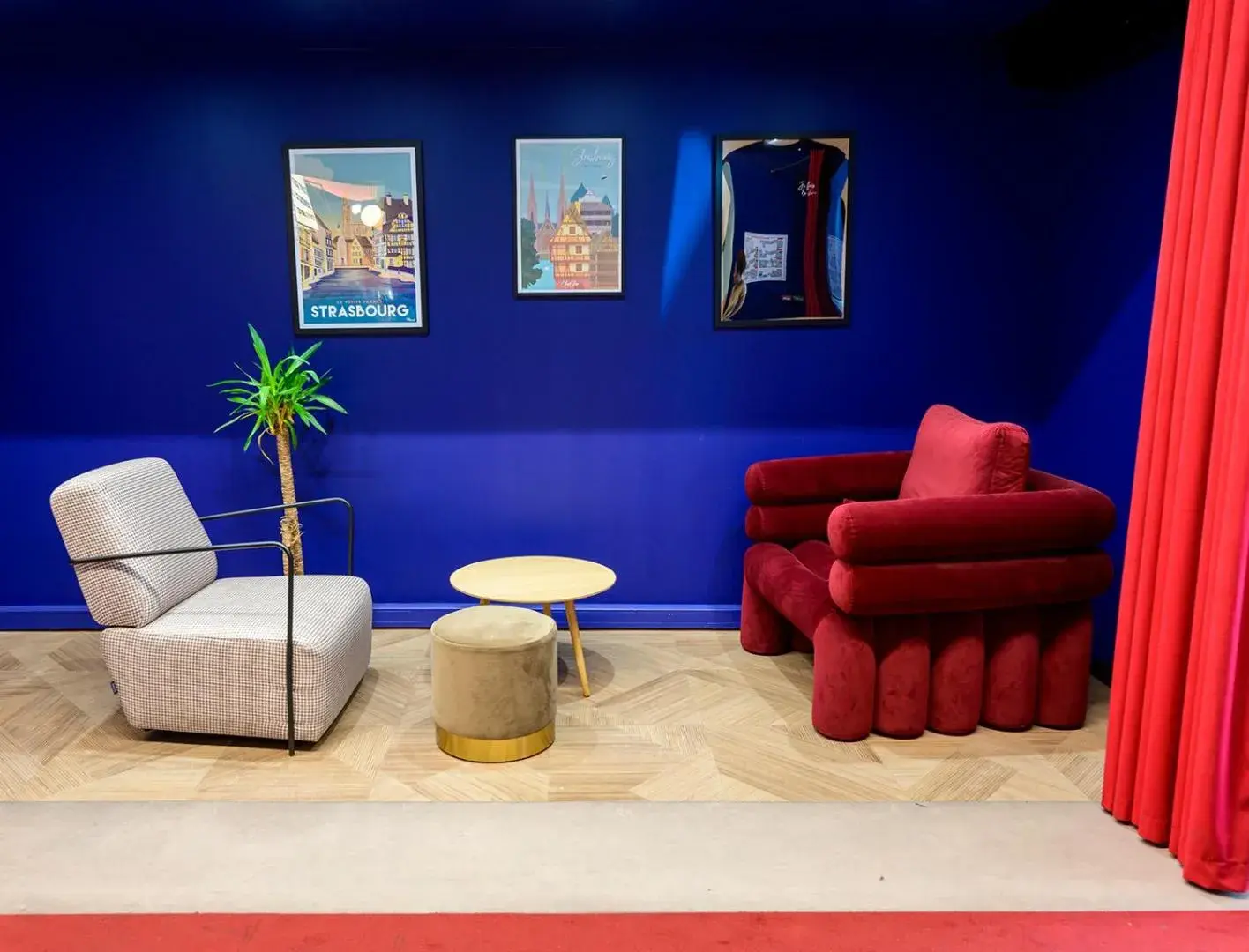 Facade/entrance in ClapClap Hôtel, Food & Bar Facade/entrance in ClapClap Hôtel, Food & Bar