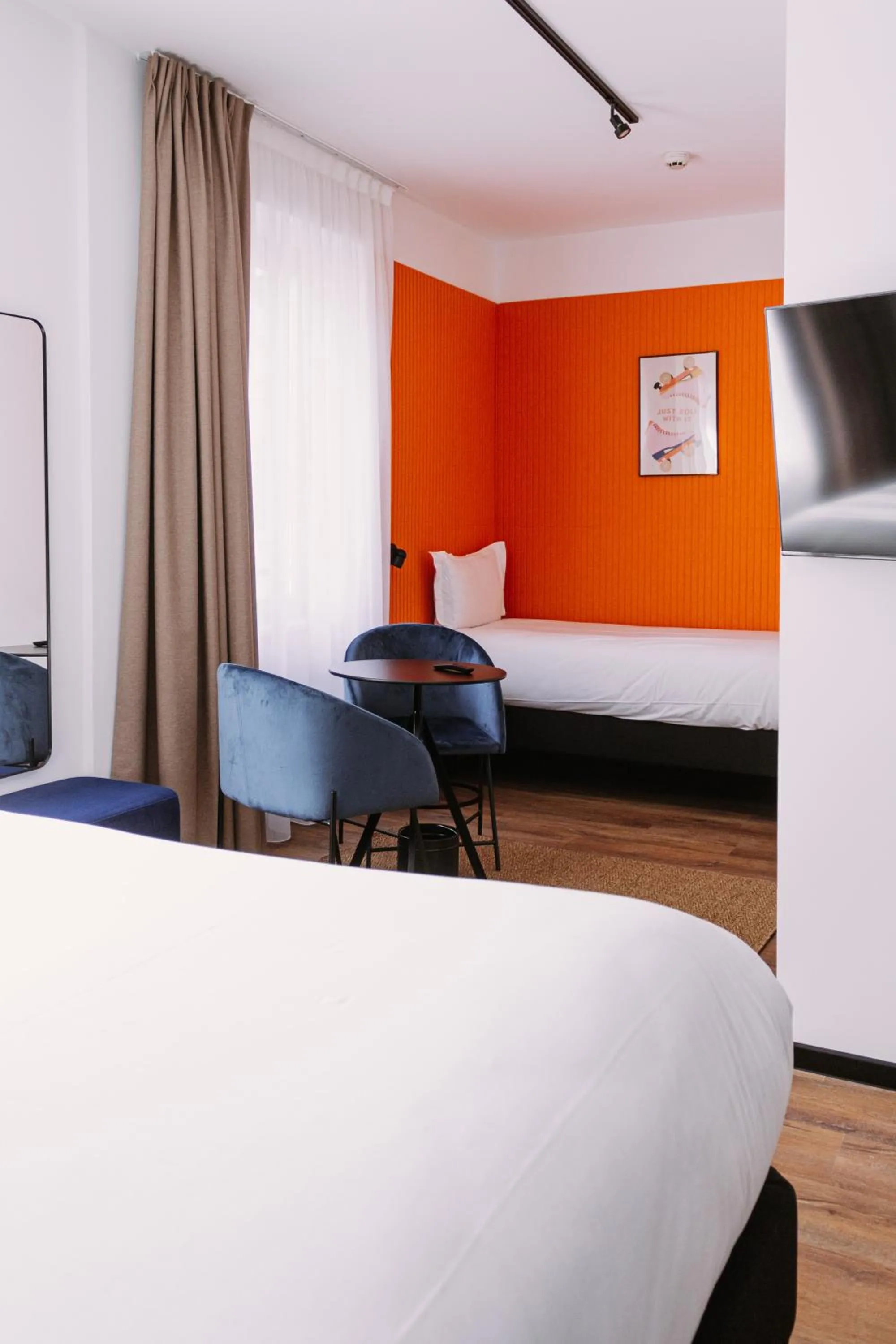 Bed in ClapClap Hôtel, Food & Bar