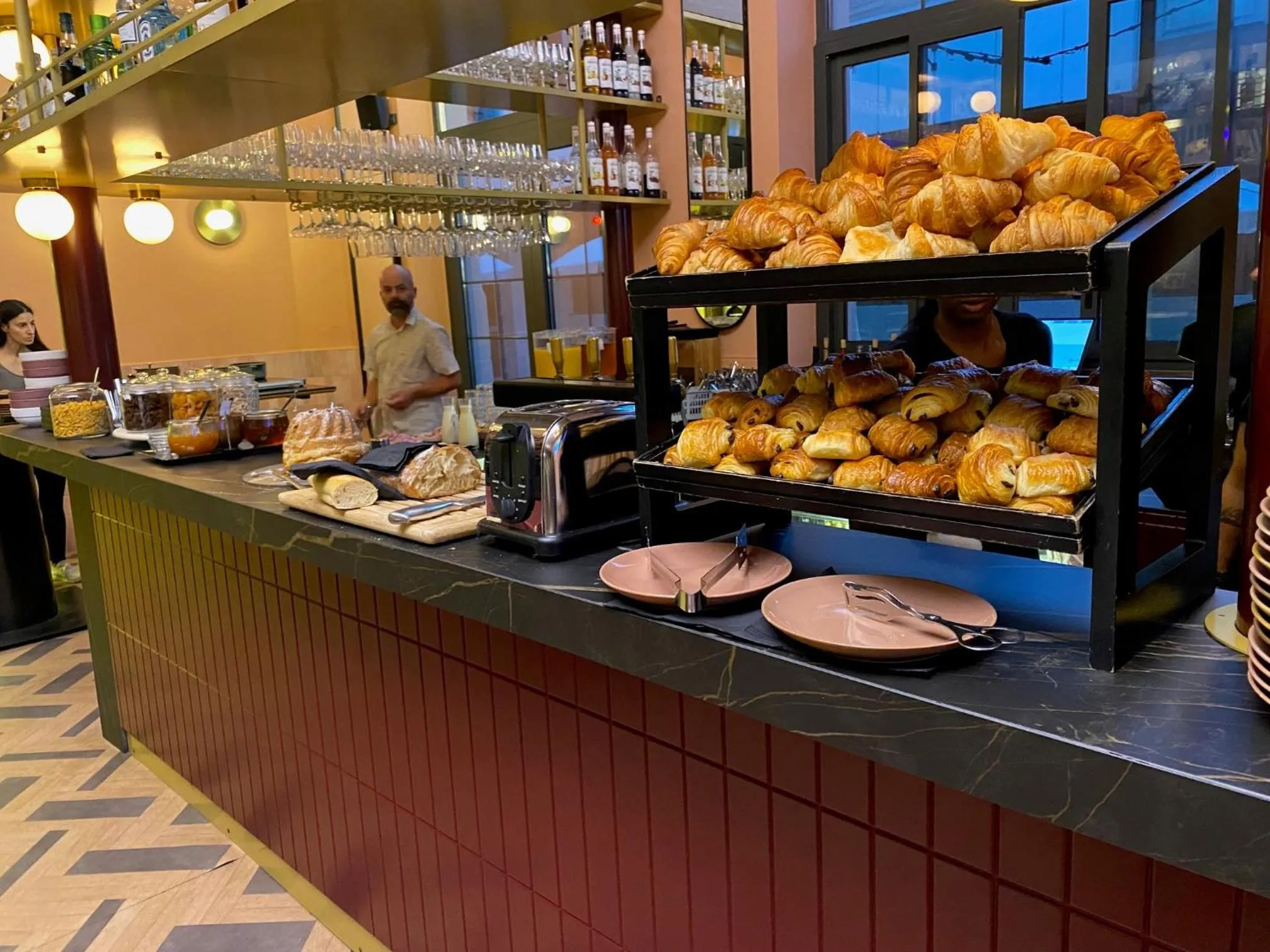 Food in ClapClap Hôtel, Food & Bar