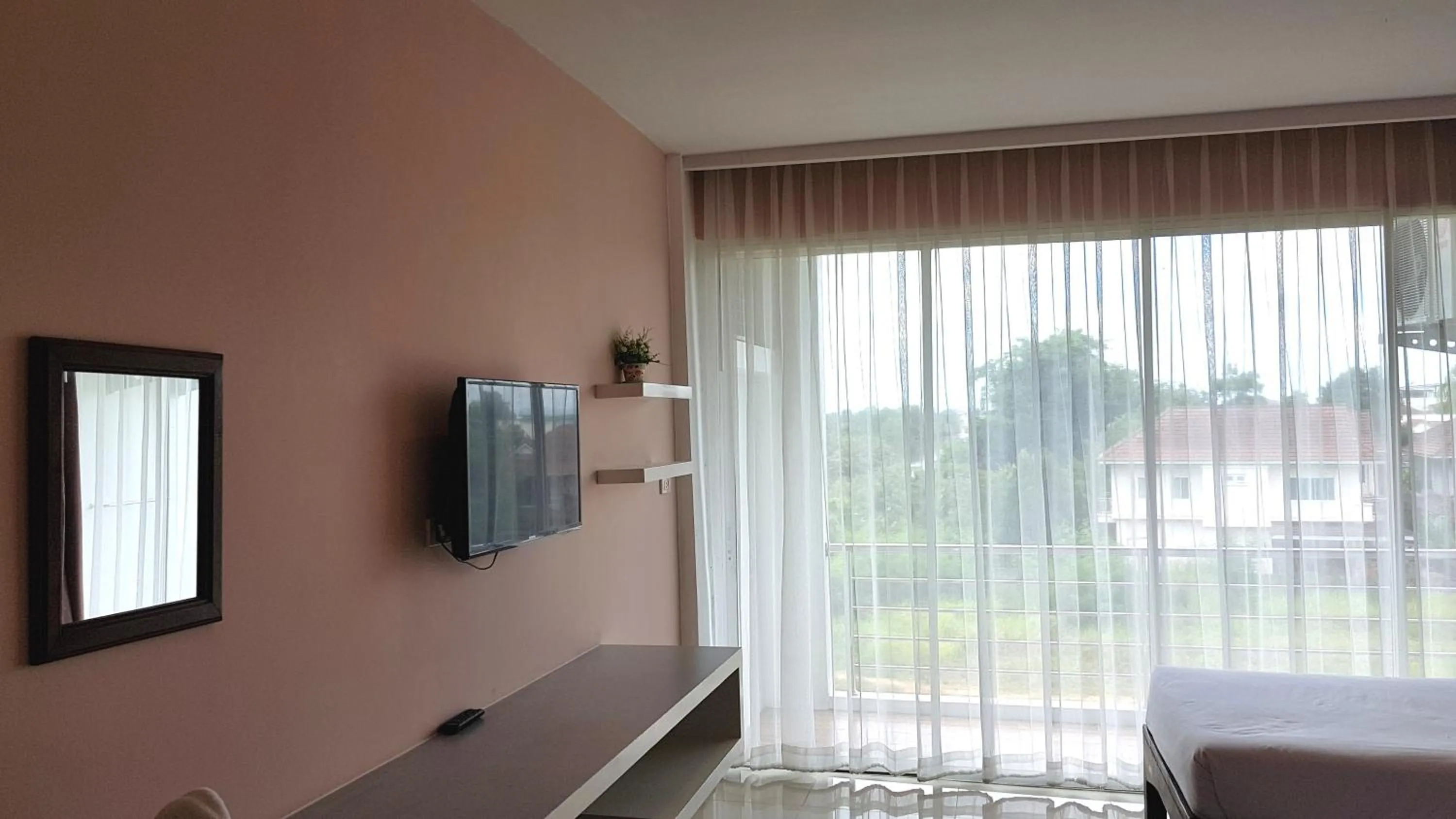 TV and multimedia in Like Residence