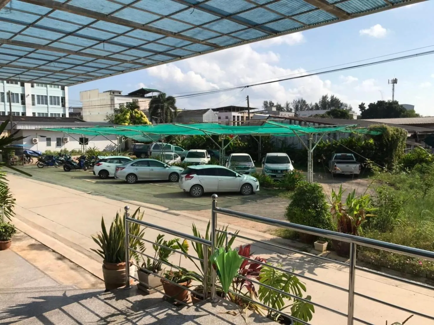 Facade/entrance in Like Residence