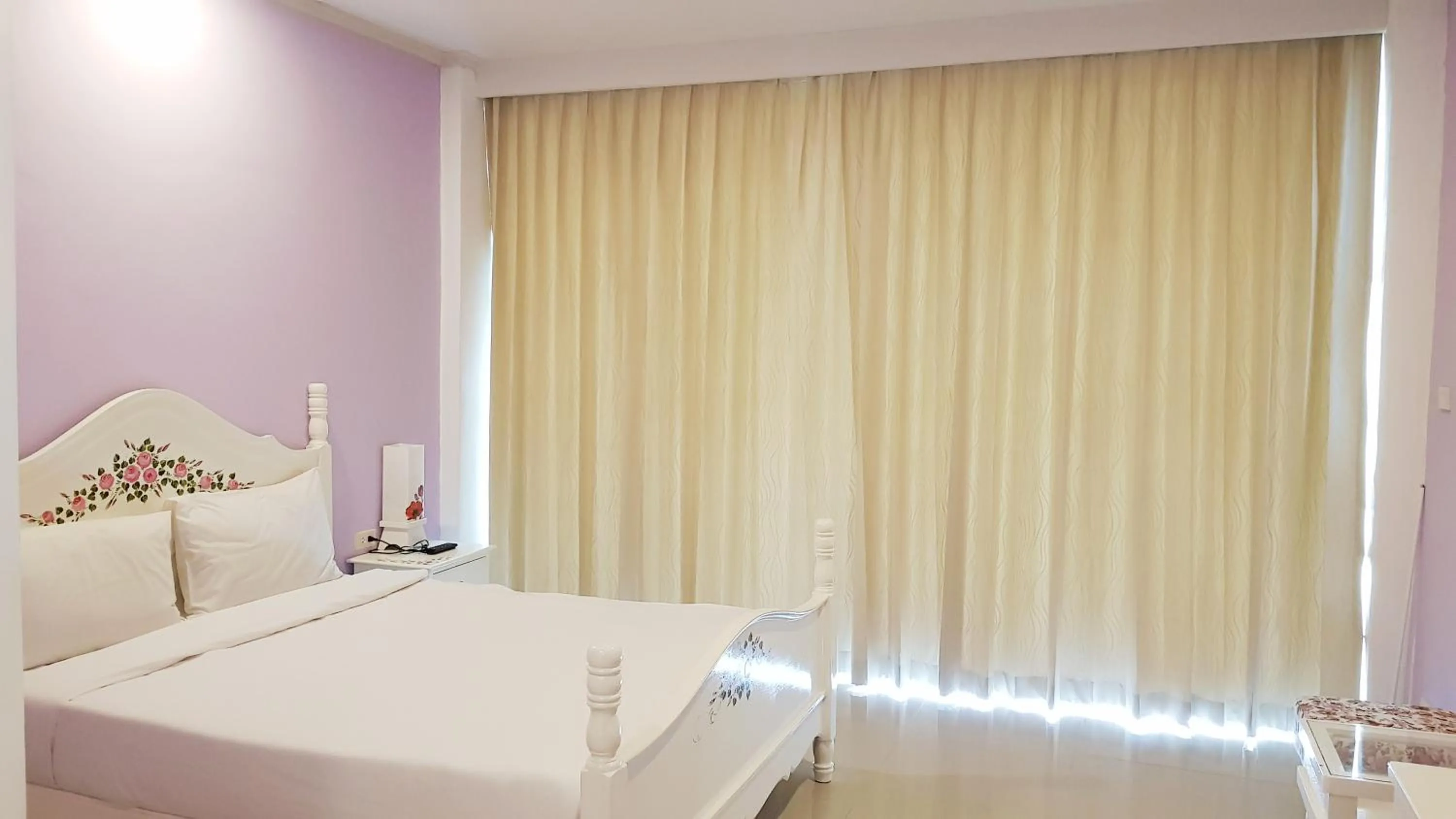 Decorative detail, Bed in Like Residence