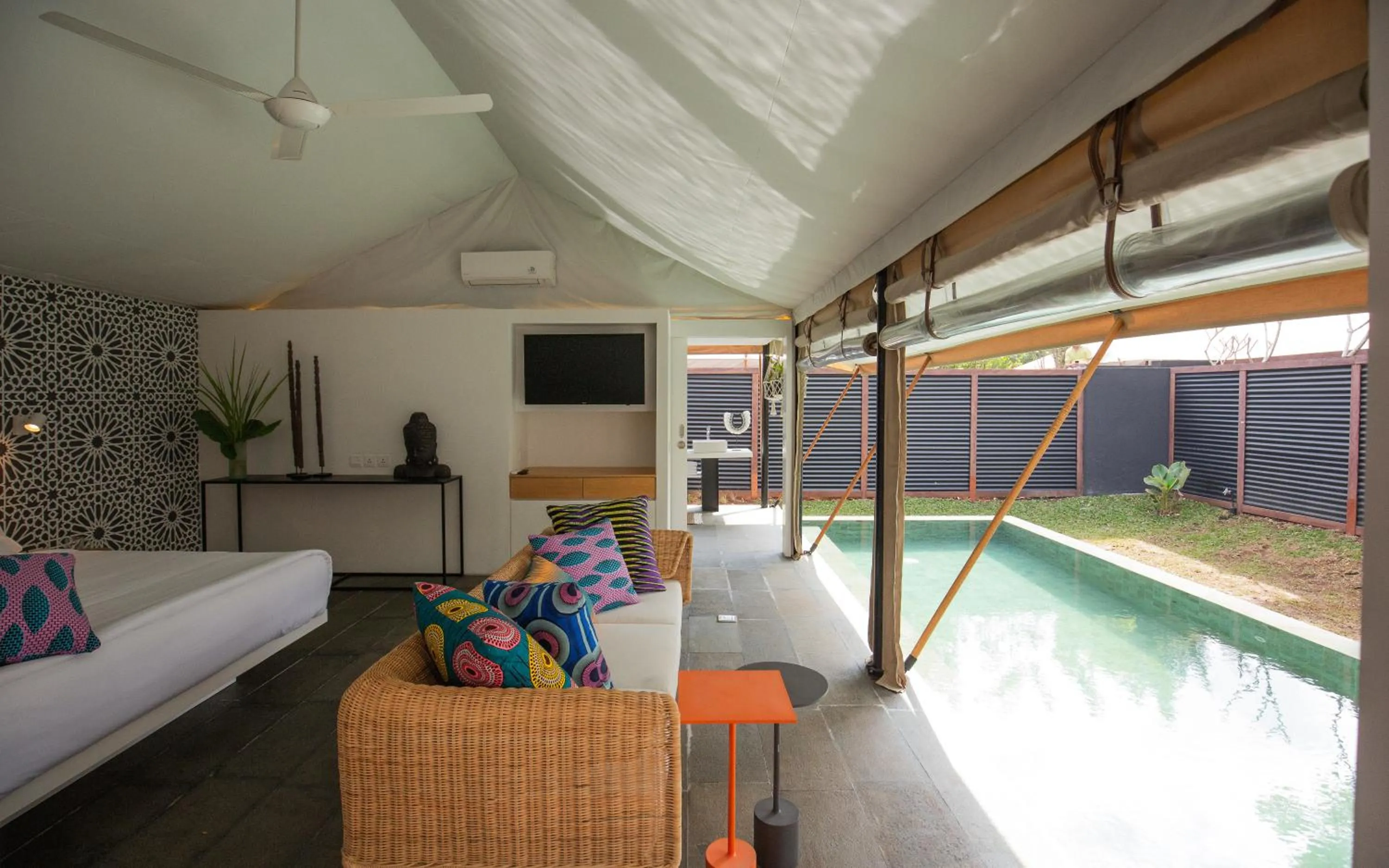 Photo of the whole room in Origin Uluwatu