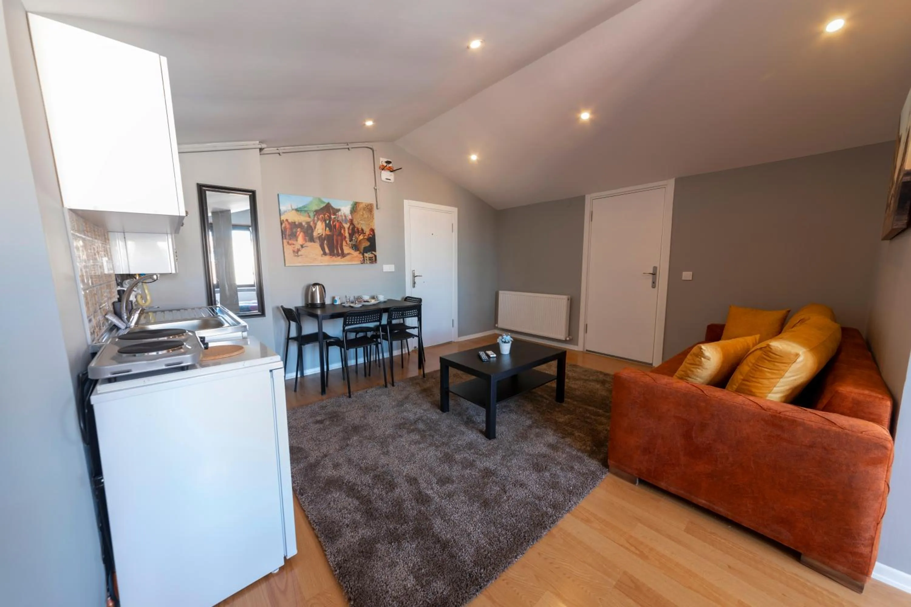 Kitchen or kitchenette in ROYAL TAKSIM SUITES