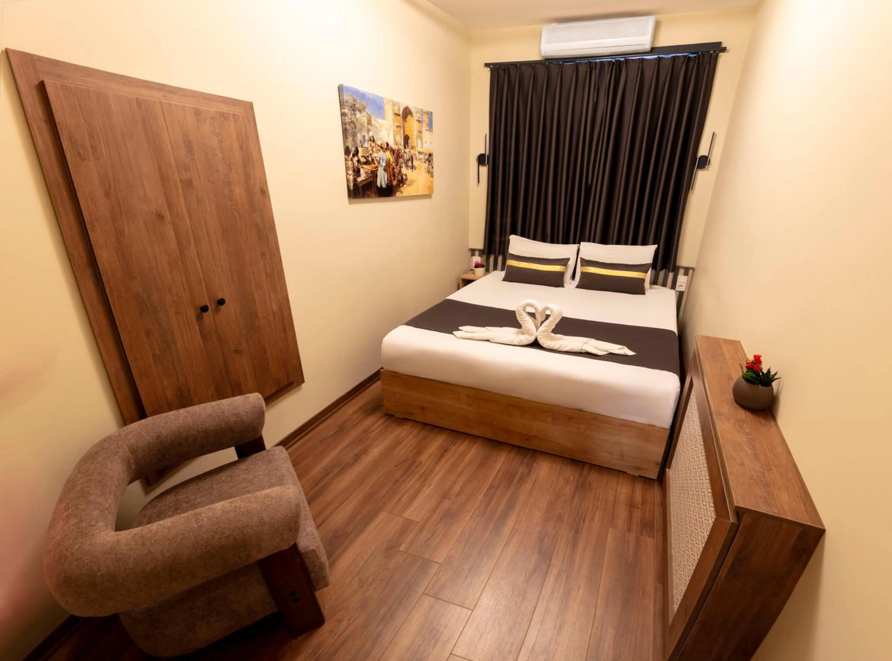 Bedroom, Bed in ROYAL TAKSIM SUITES