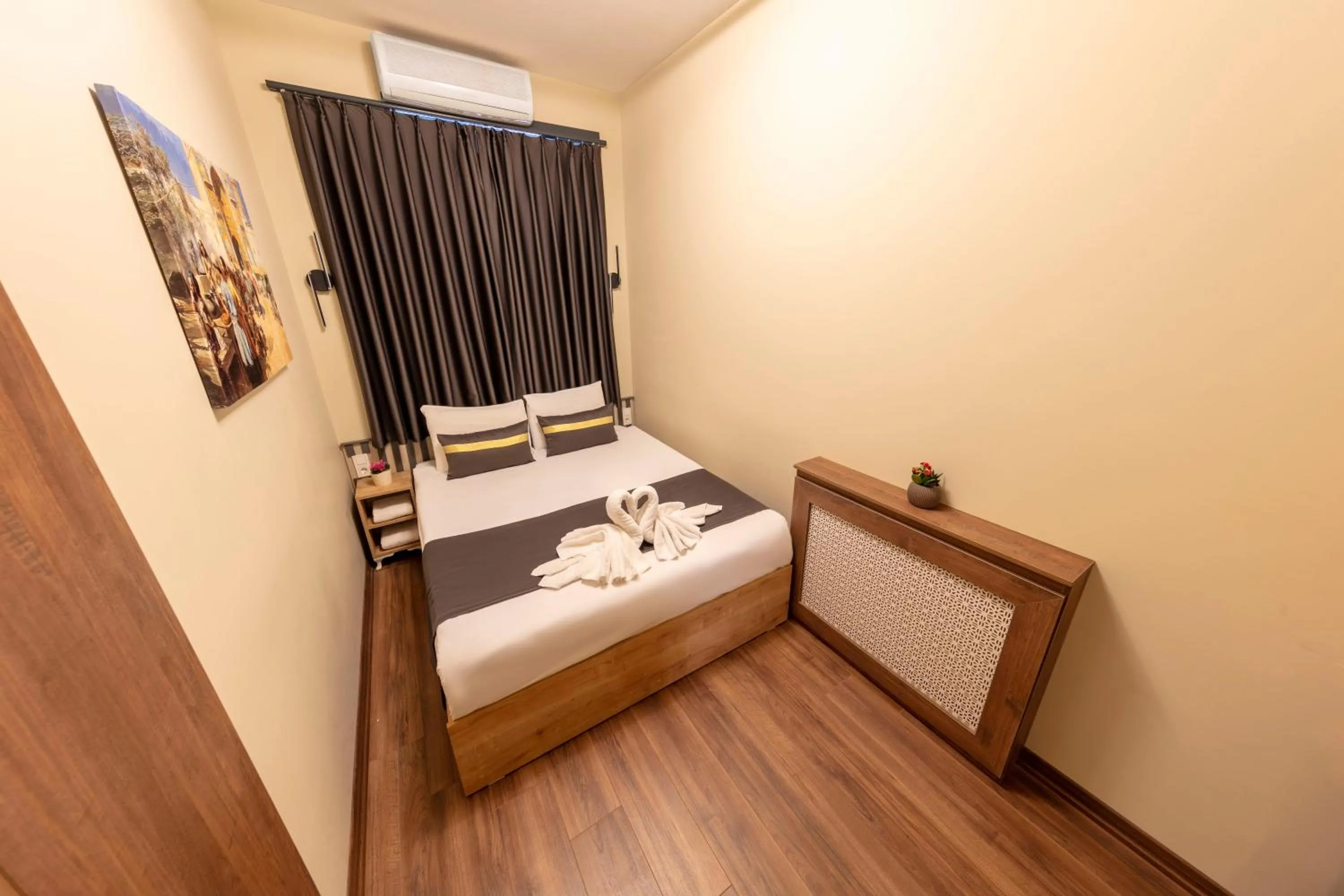 Bedroom, Bed in ROYAL TAKSIM SUITES