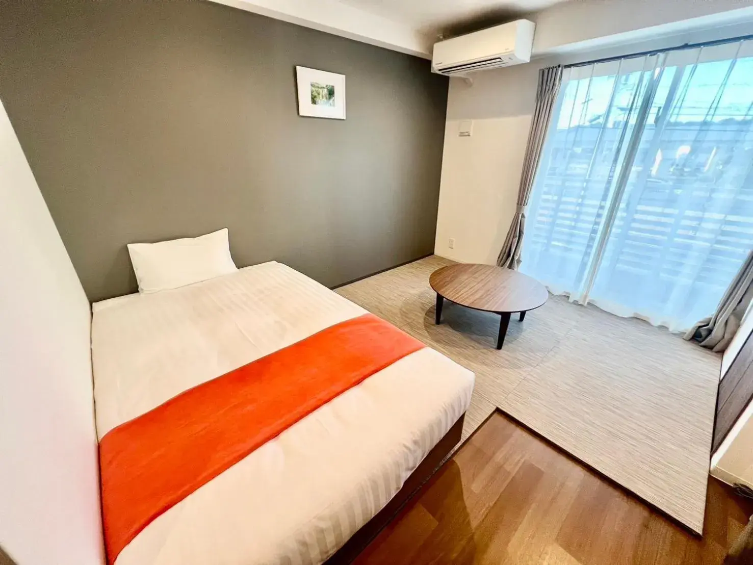 Bed in Apartment Hotel Ecott Bed in Apartment Hotel Ecott