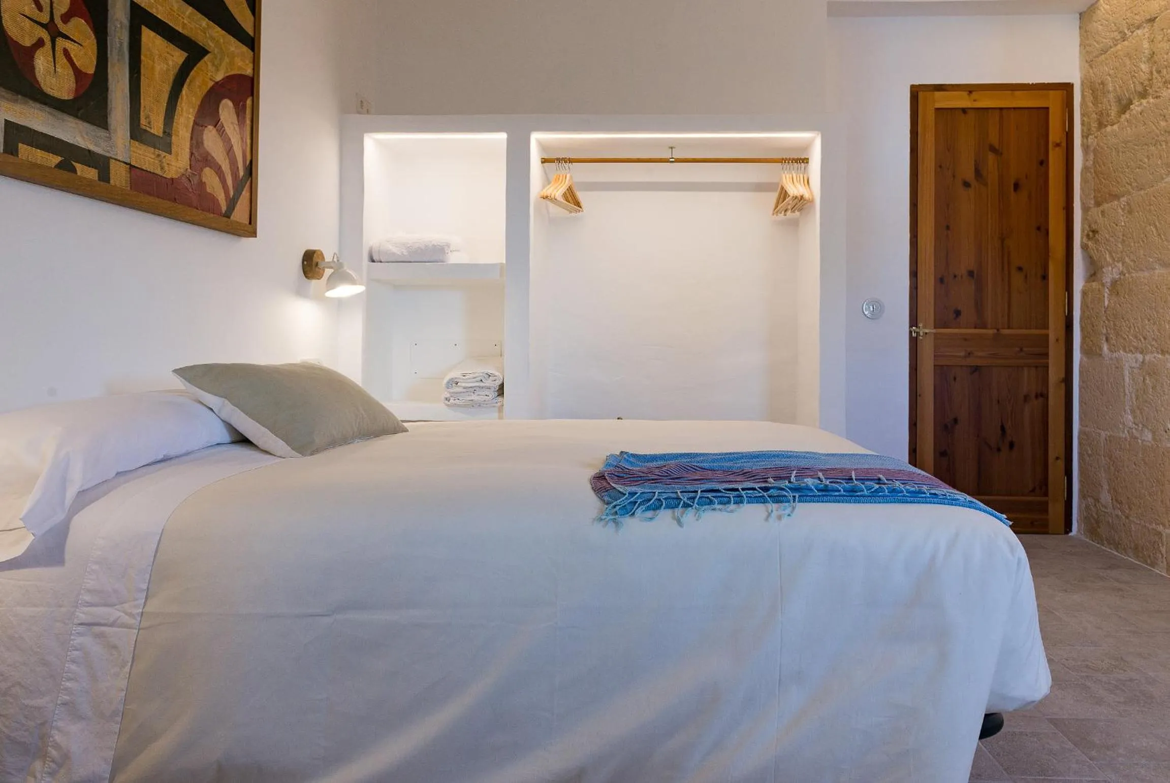 Bed in roques