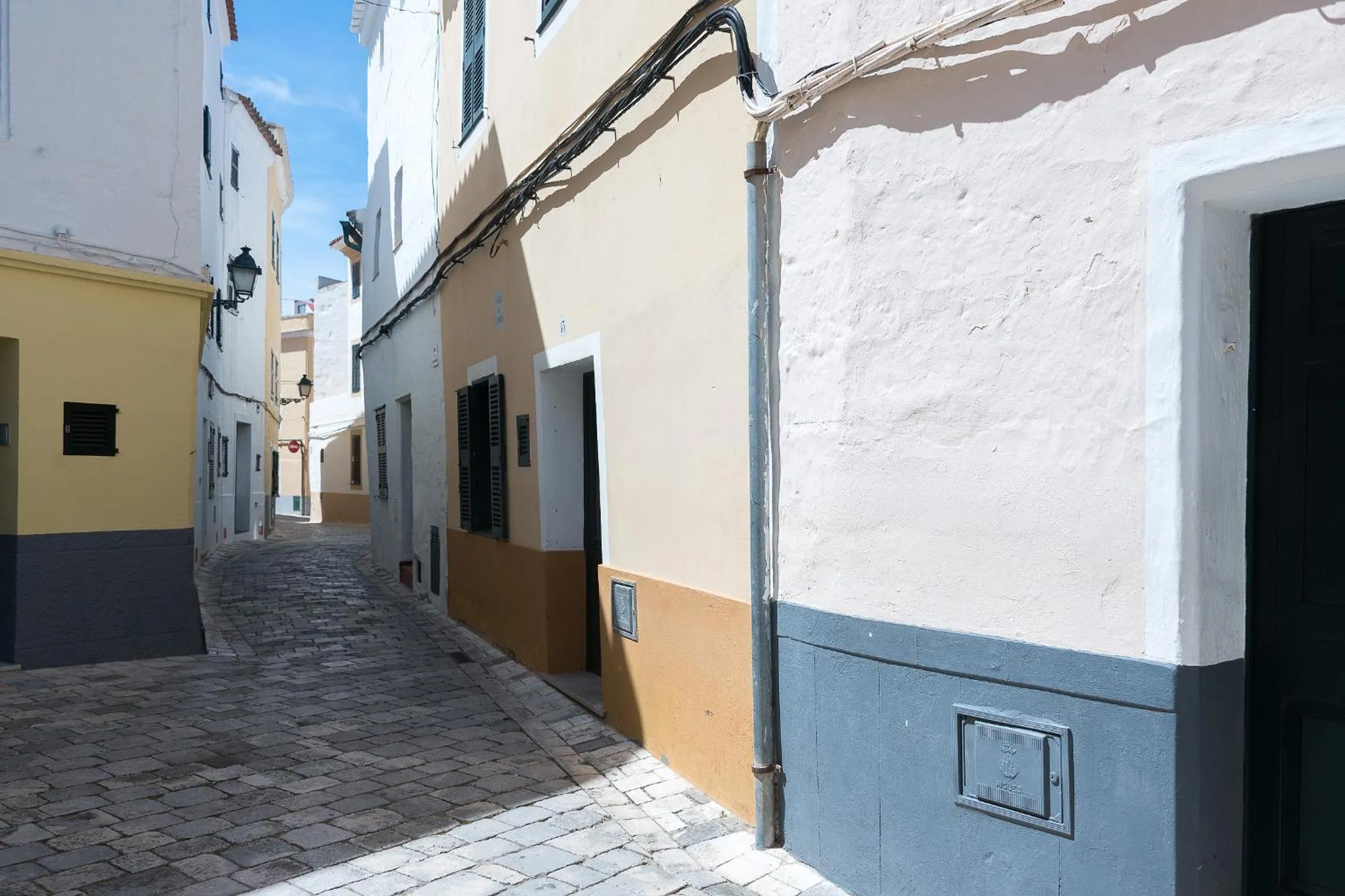 Property building in roques