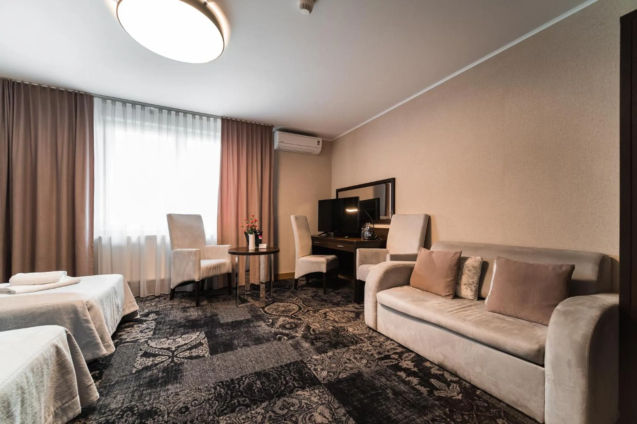 Bed in Hotel Coloseum