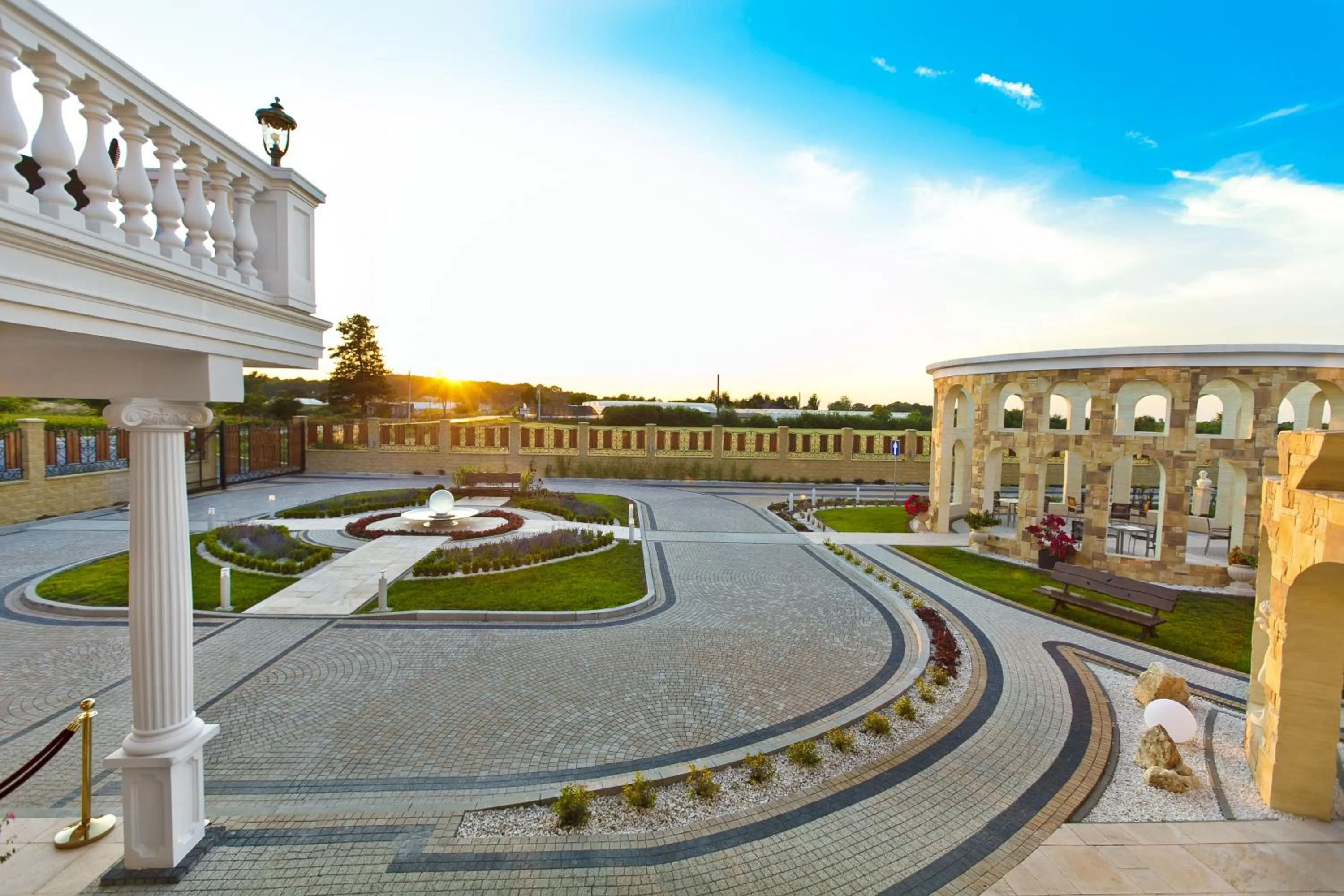 Day in Hotel Coloseum