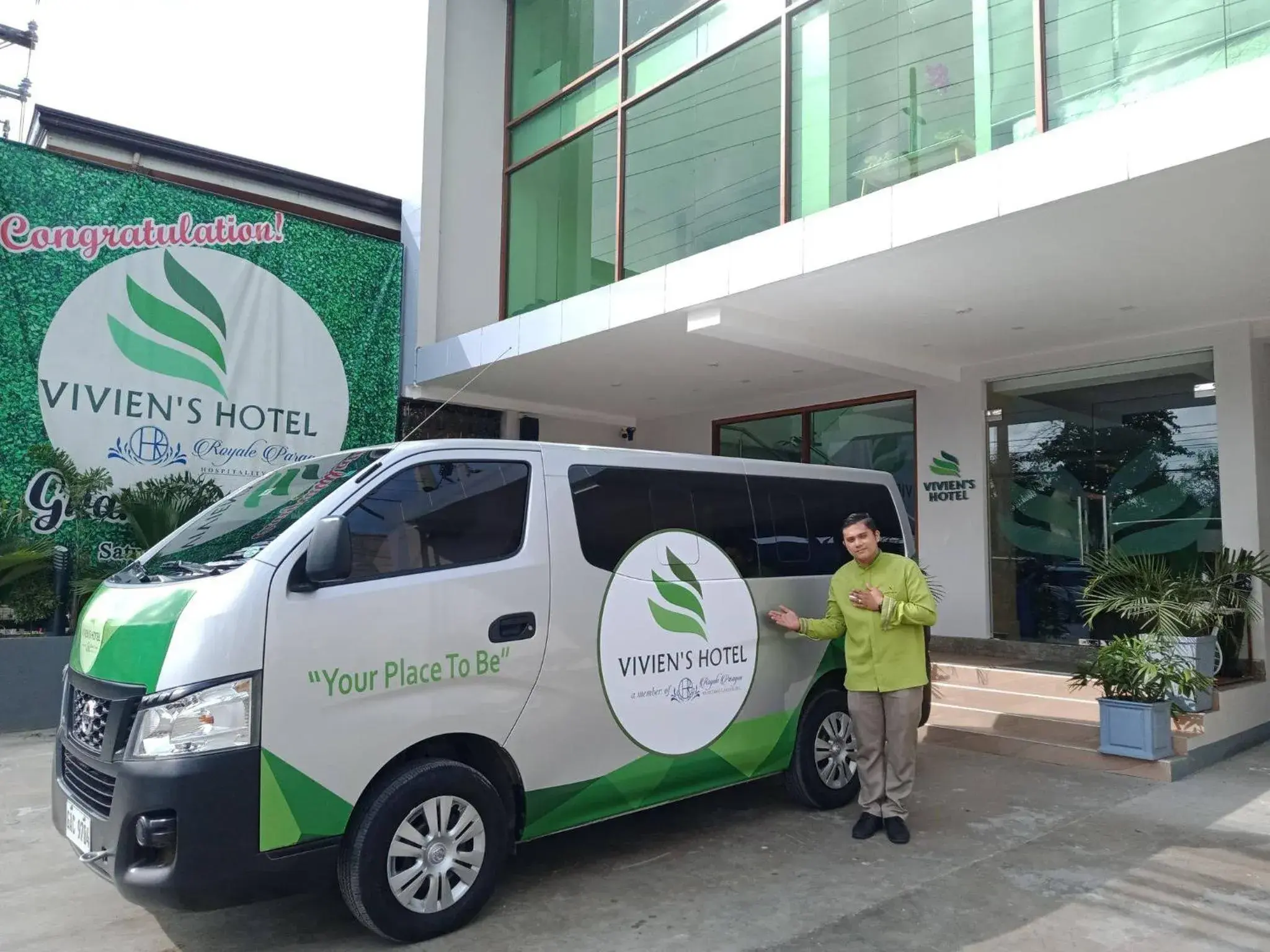 Property building in Vivien's Hotel Property building in Vivien's Hotel