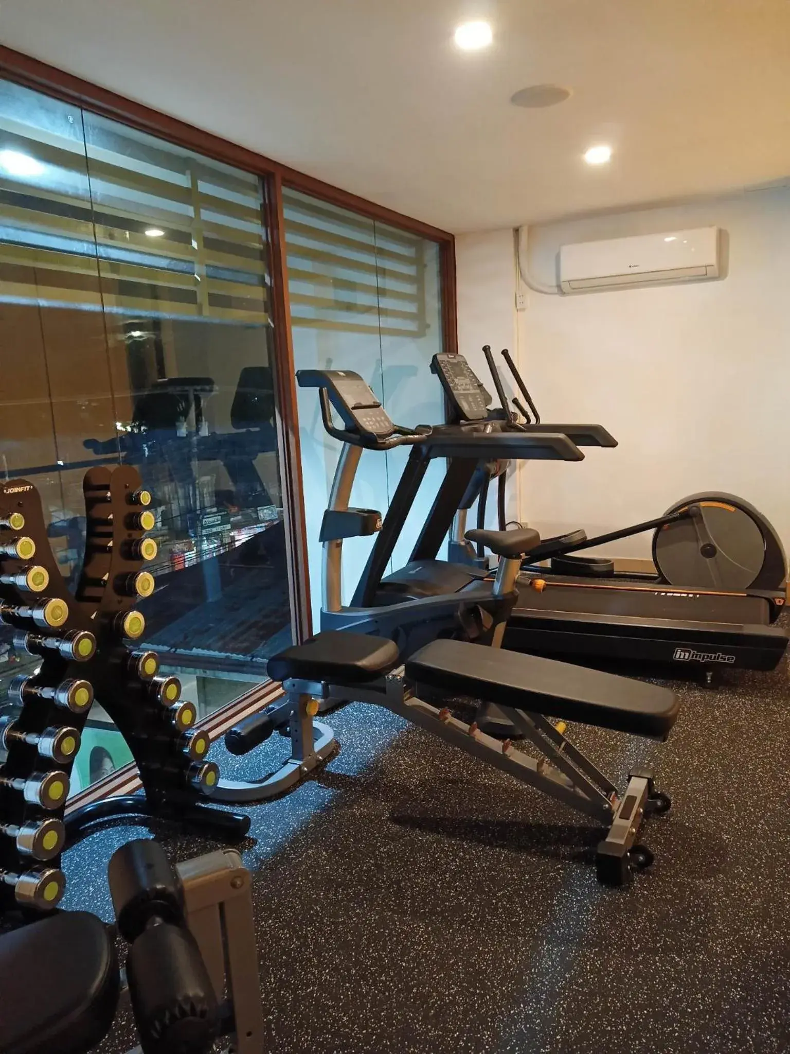 Fitness centre/facilities in Vivien's Hotel Fitness centre/facilities in Vivien's Hotel