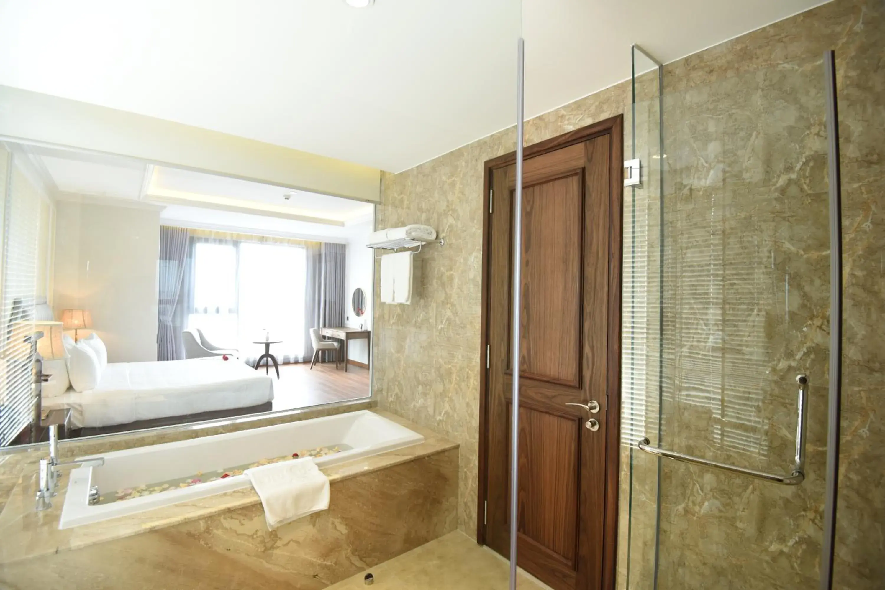 Bed in Phu Cuong Hotel Ca Mau Bed in Phu Cuong Hotel Ca Mau