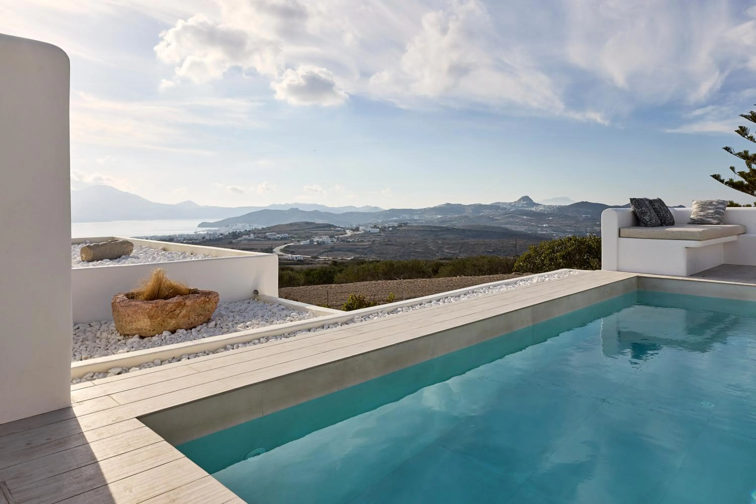 Swimming pool in Villa Manikas Milos