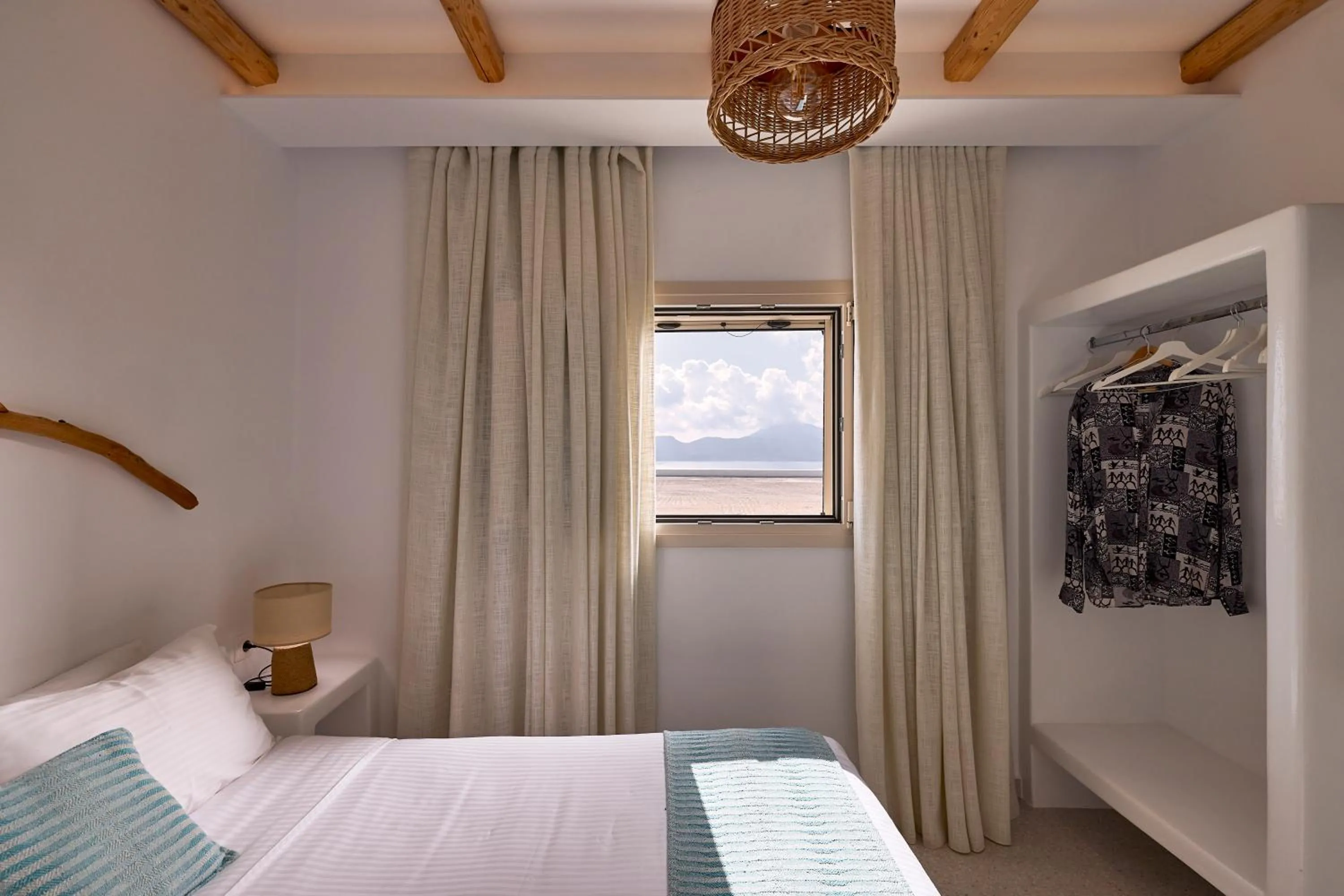 Bedroom, Bed in Villa Manikas Milos