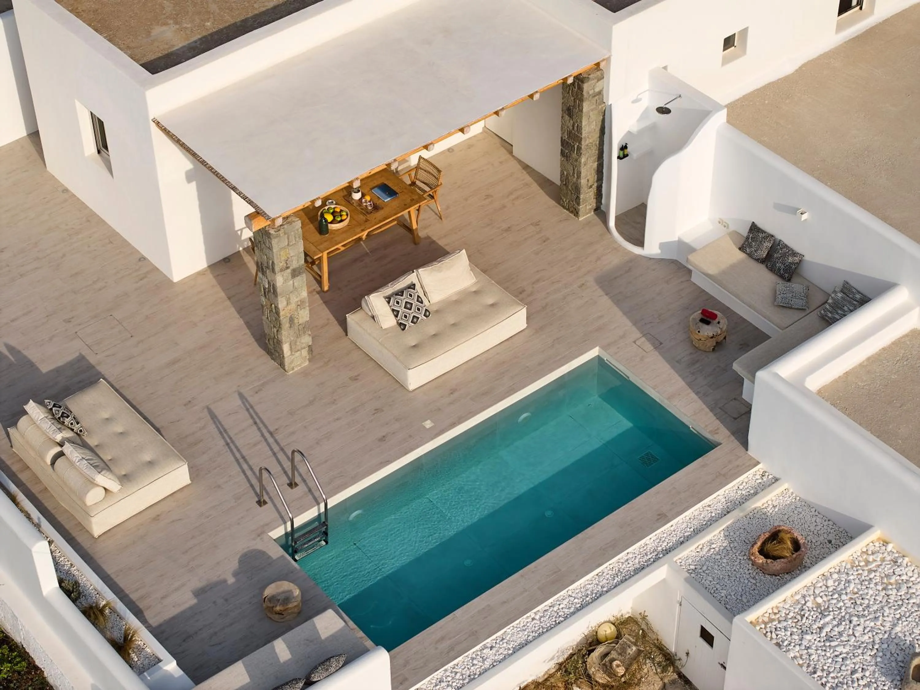 Property building in Villa Manikas Milos