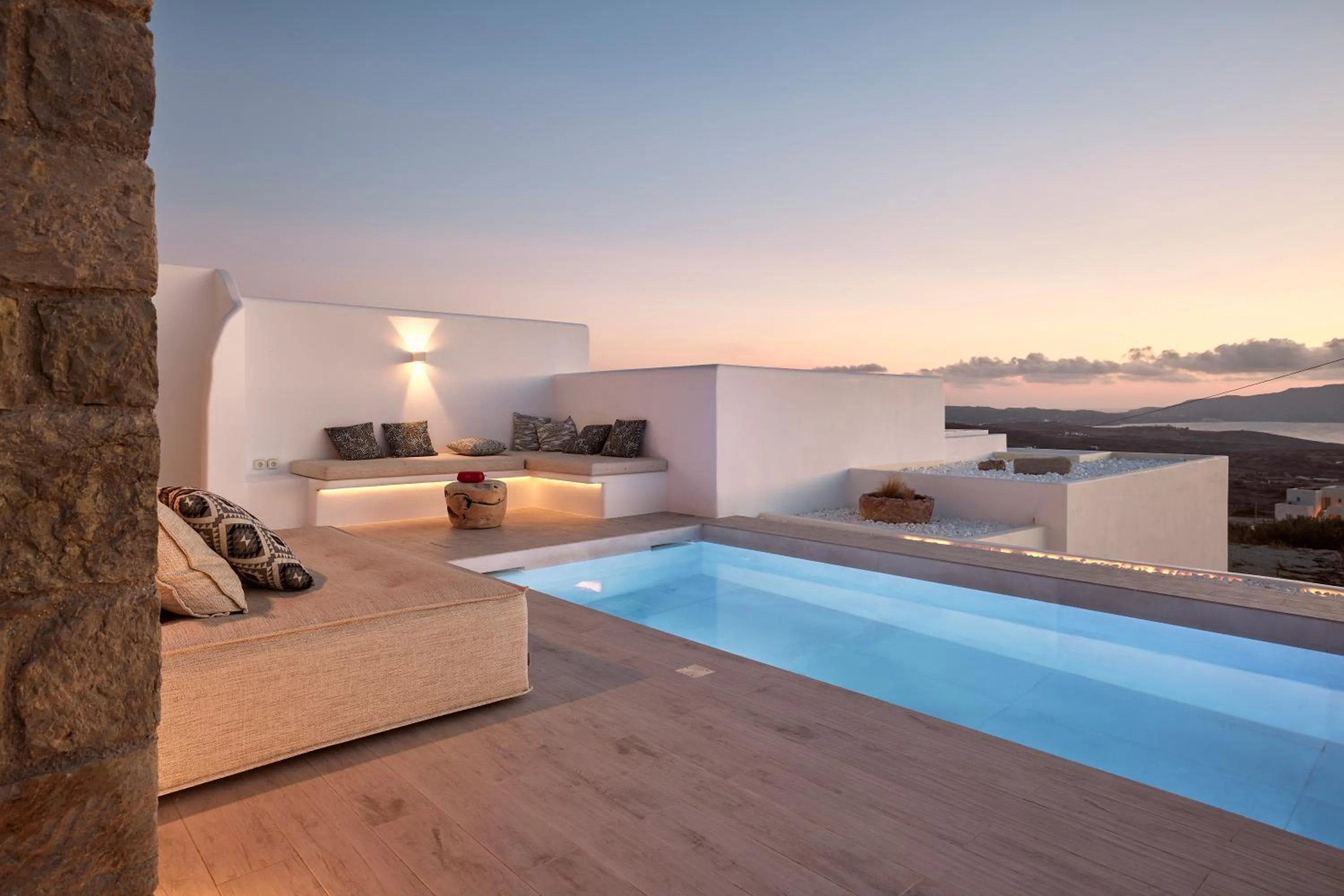 Swimming pool in Villa Manikas Milos
