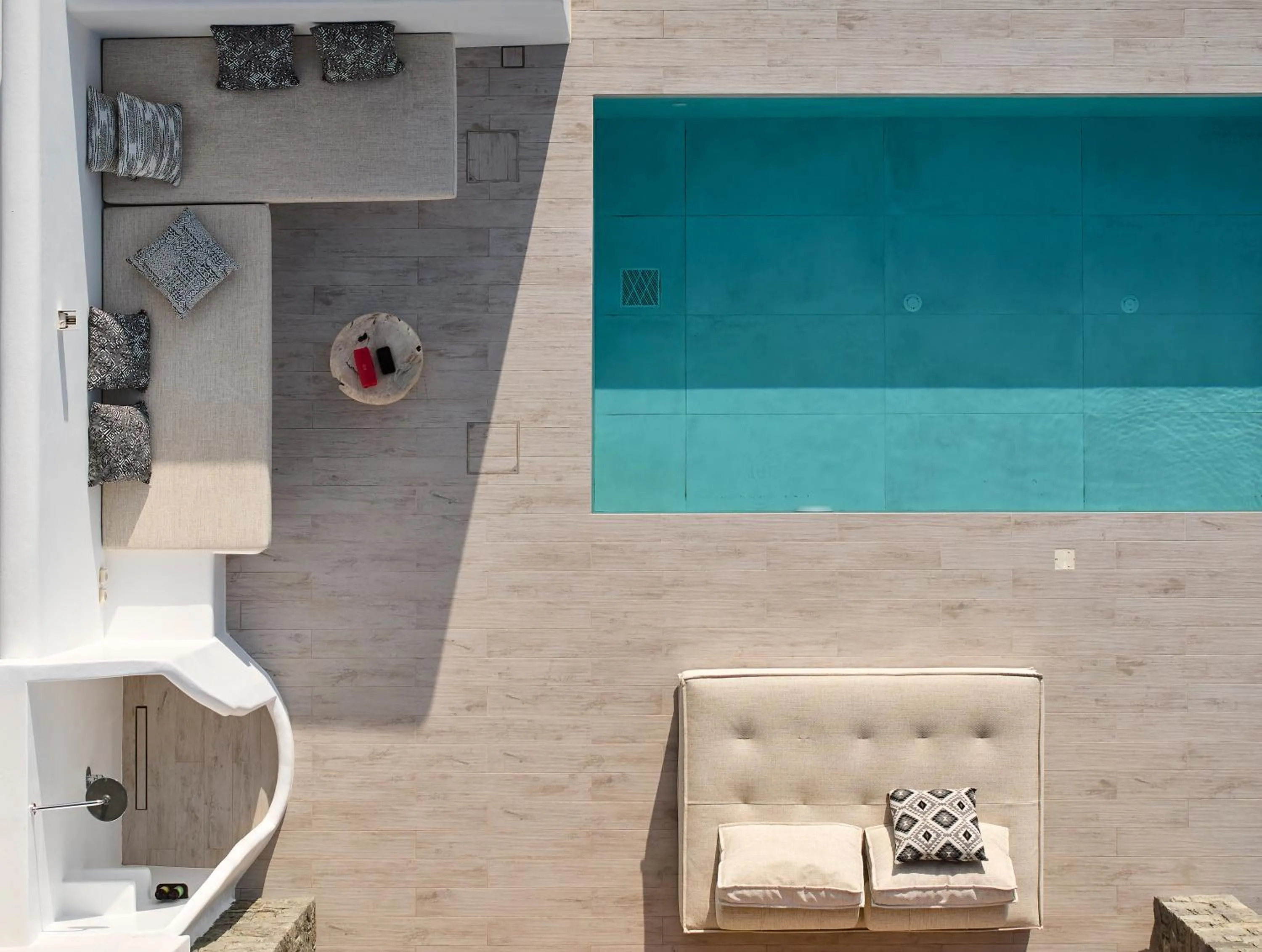 Swimming pool in Villa Manikas Milos