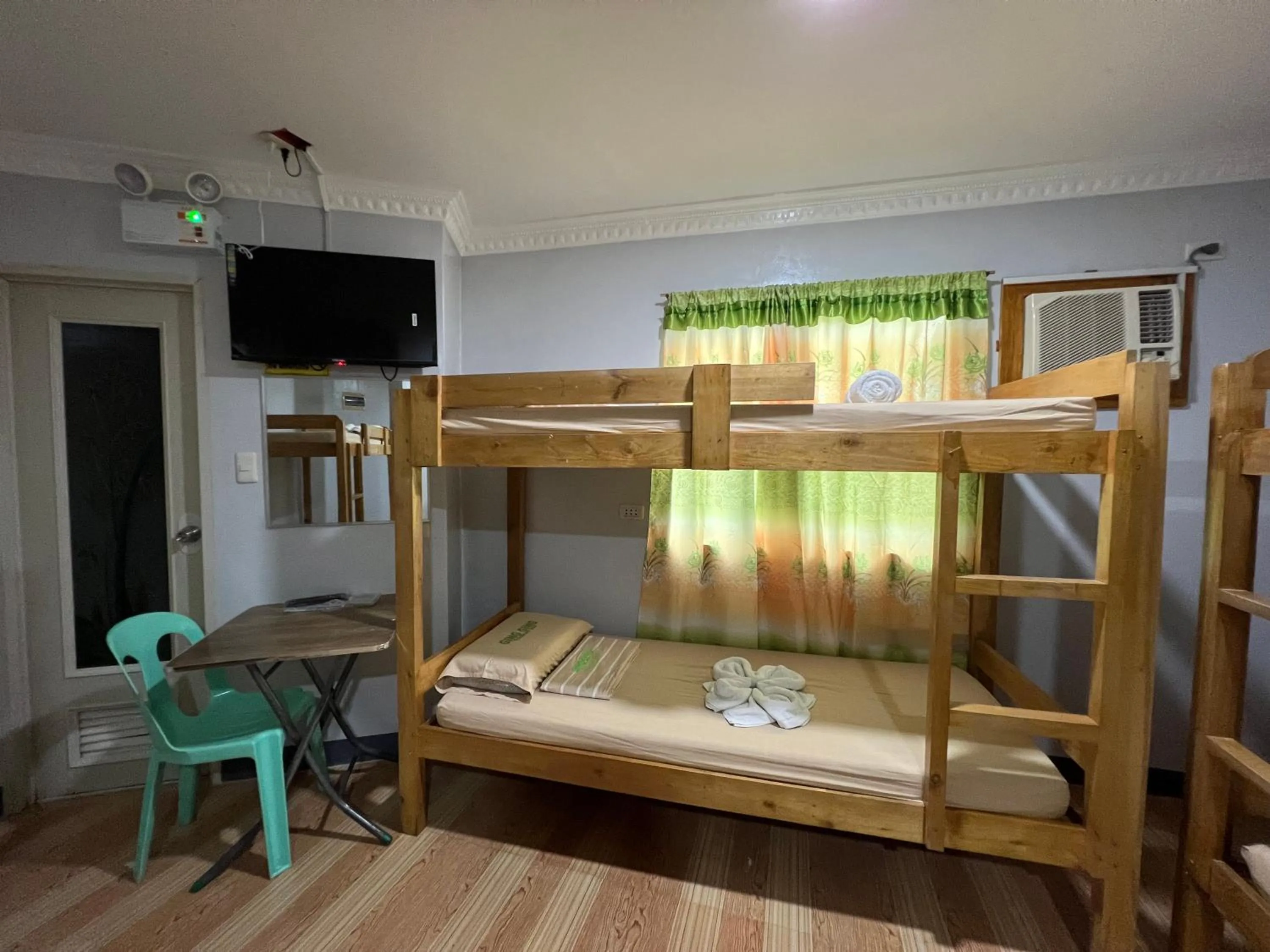 Bed in Ging-Ging Tourist Inn