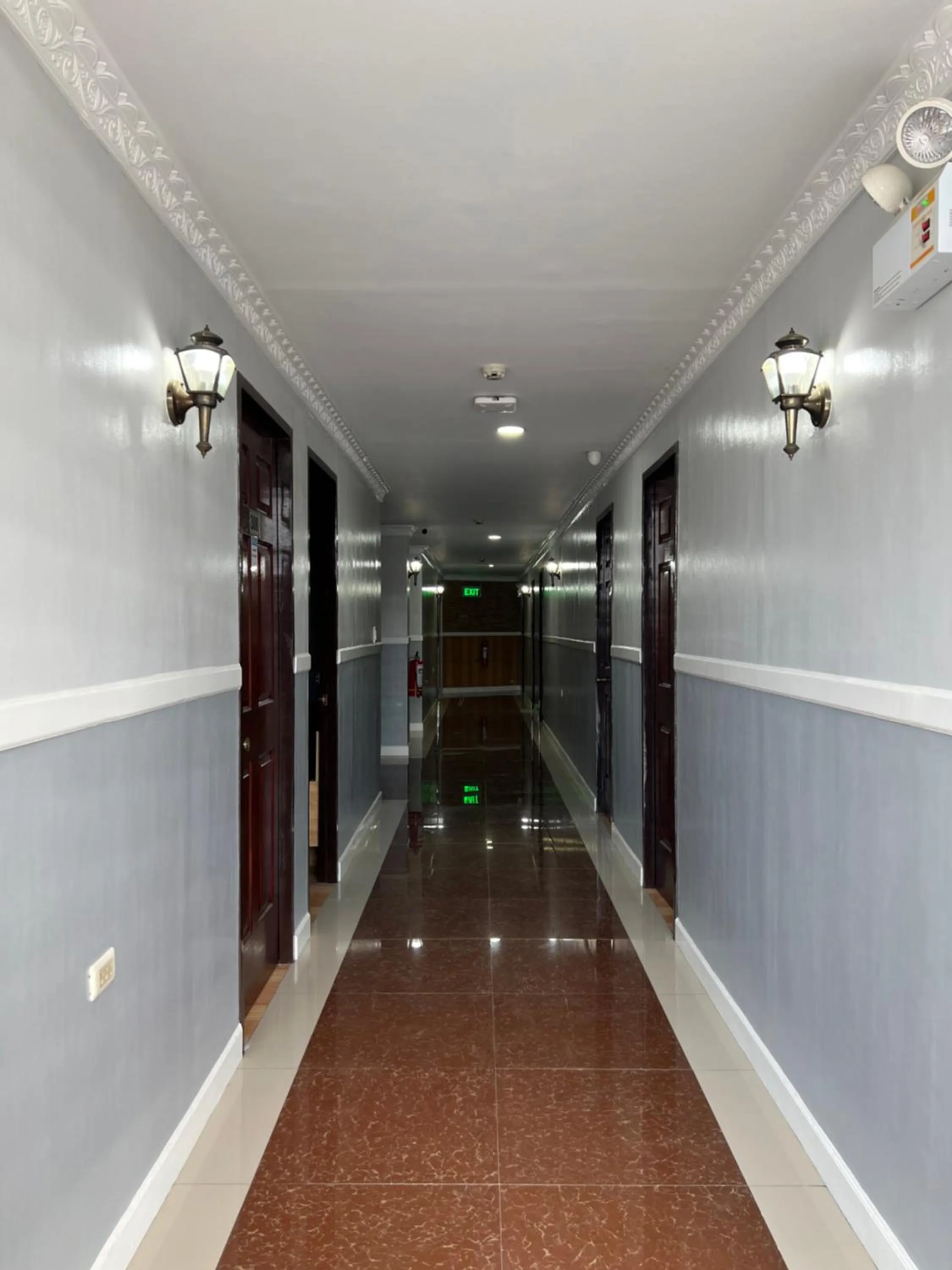 Property building in Ging-Ging Tourist Inn