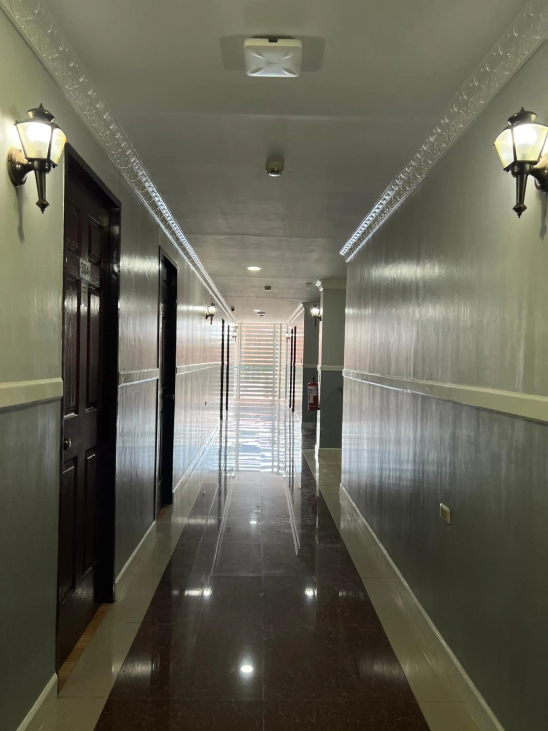 Property building in Ging-Ging Tourist Inn