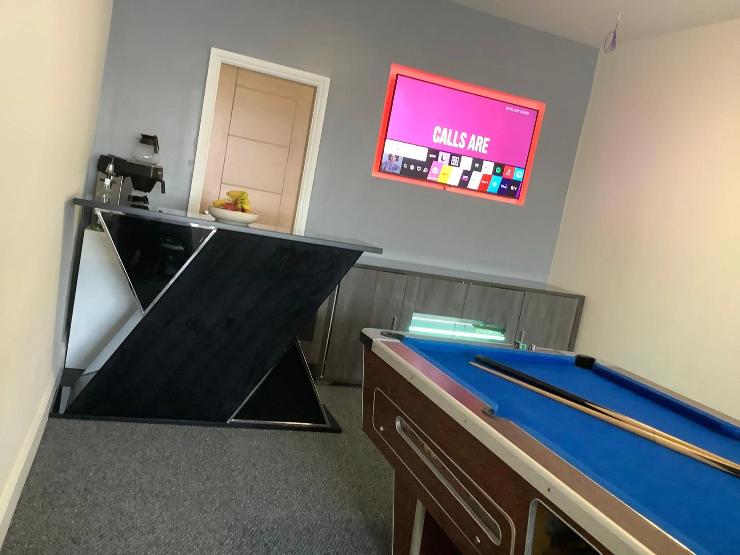 TV and multimedia in Harleys Reads Avenue