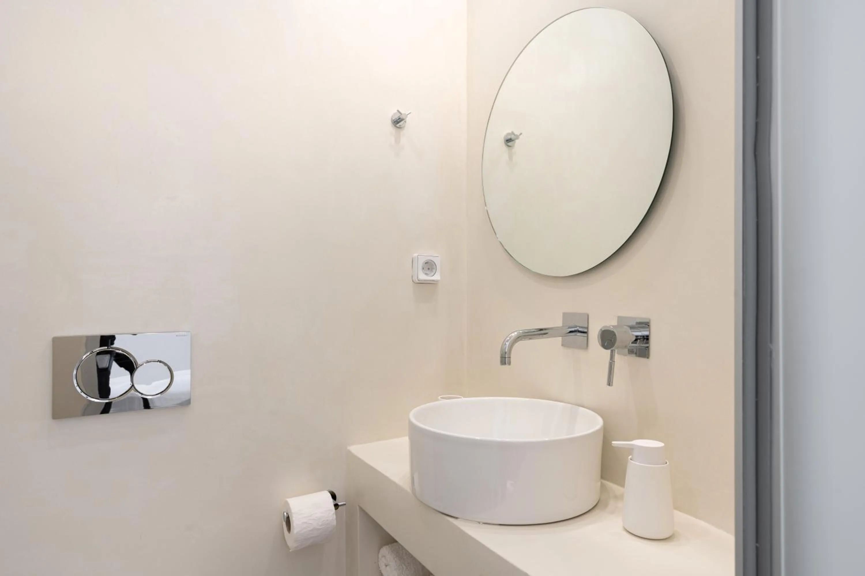 Bathroom in Acropolis