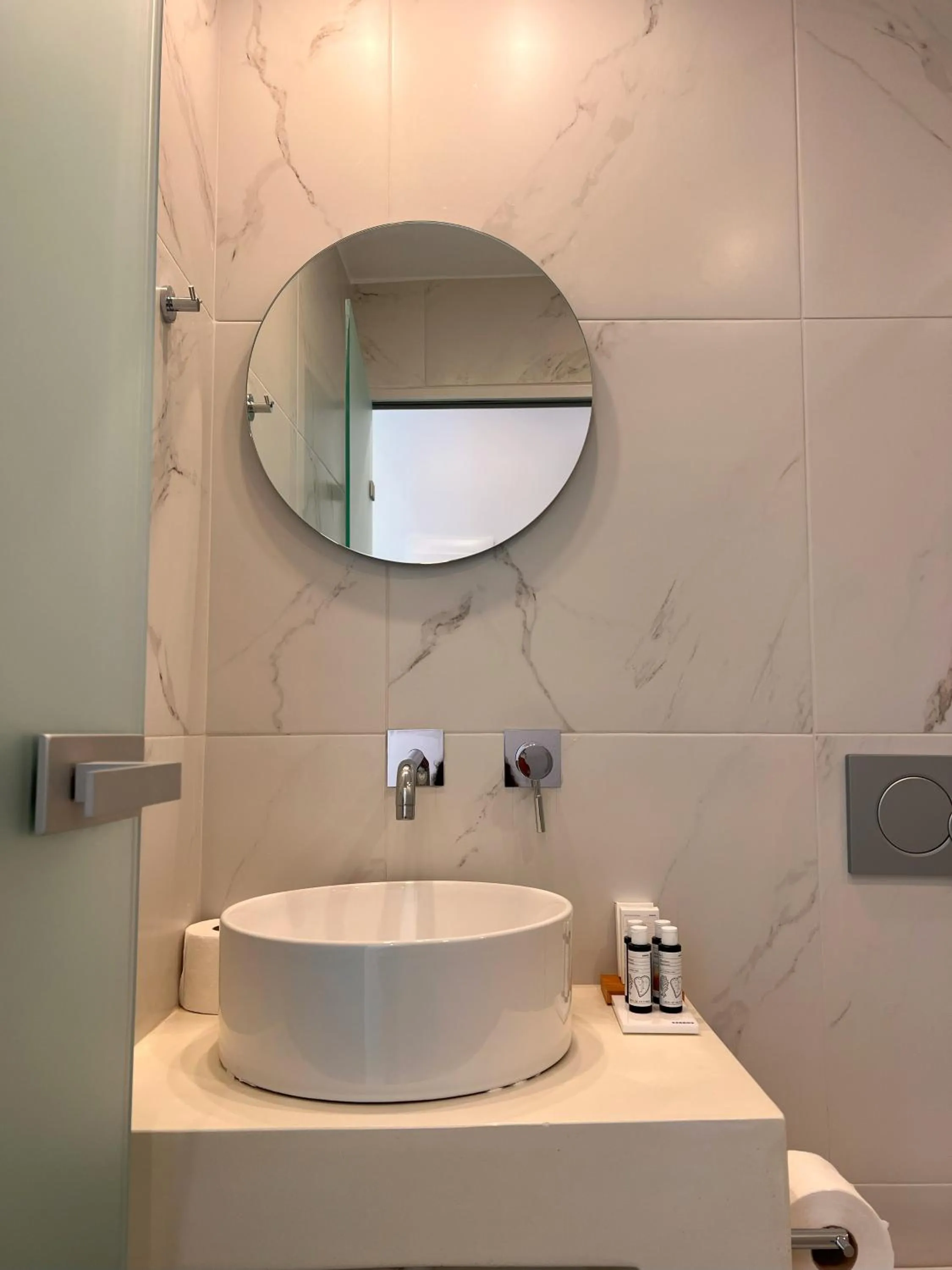 Bathroom in Acropolis