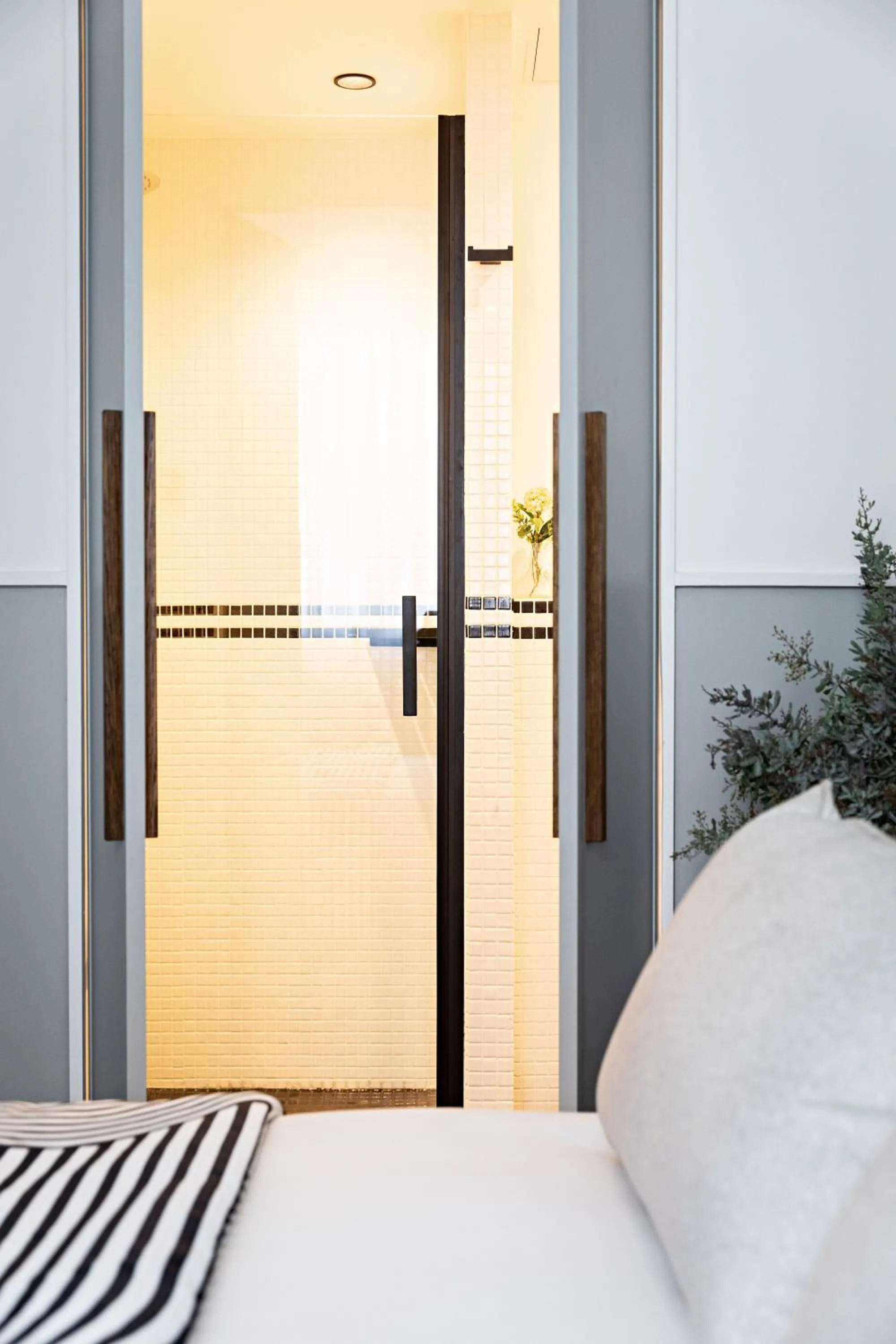 Bathroom, Bed in Best Western Premier The Blake Paris Gare Saint Lazare