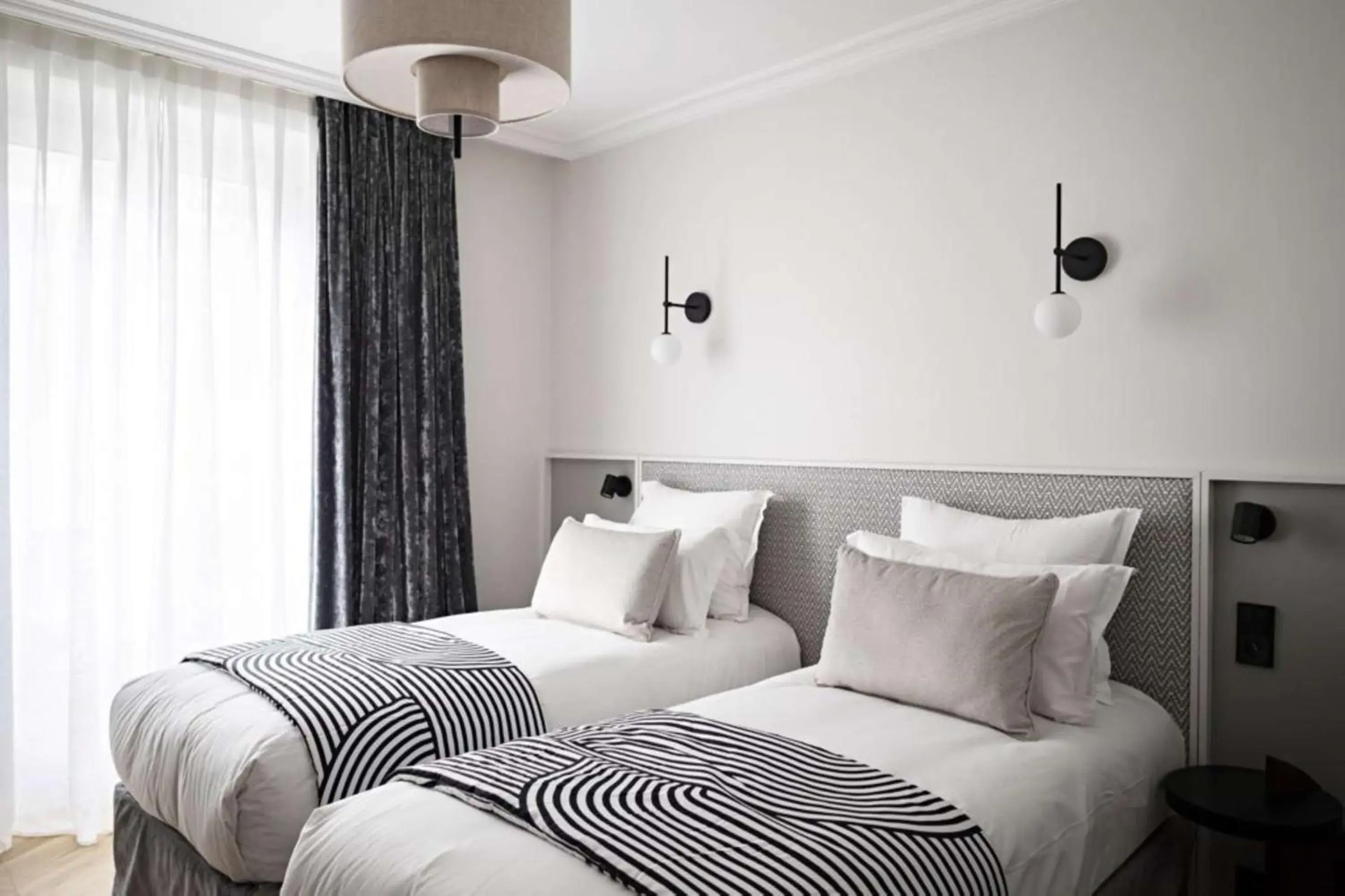 Superior Twin Room - Non-Smoking in Best Western Premier The Blake Paris Gare Saint Lazare Superior Twin Room - Non-Smoking in Best Western Premier The Blake Paris Gare Saint Lazare