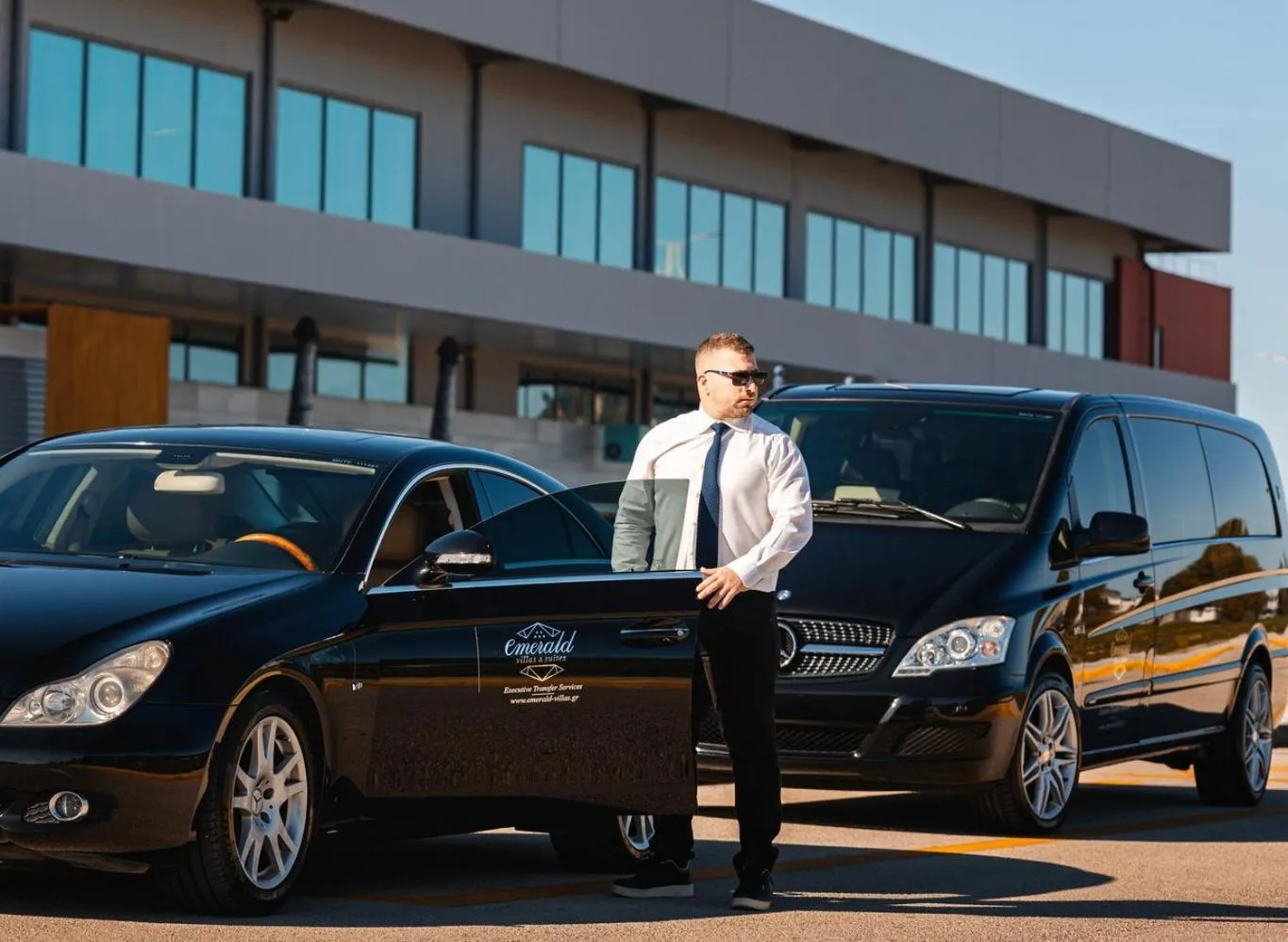 Property building in Emerald Villas & Suites - The Finest Hotels Of The World