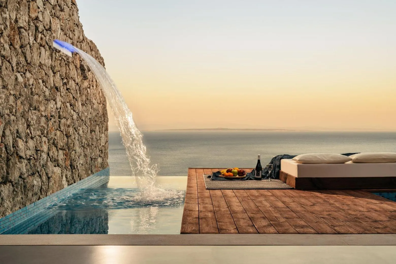 Swimming pool in Emerald Villas & Suites - The Finest Hotels Of The World