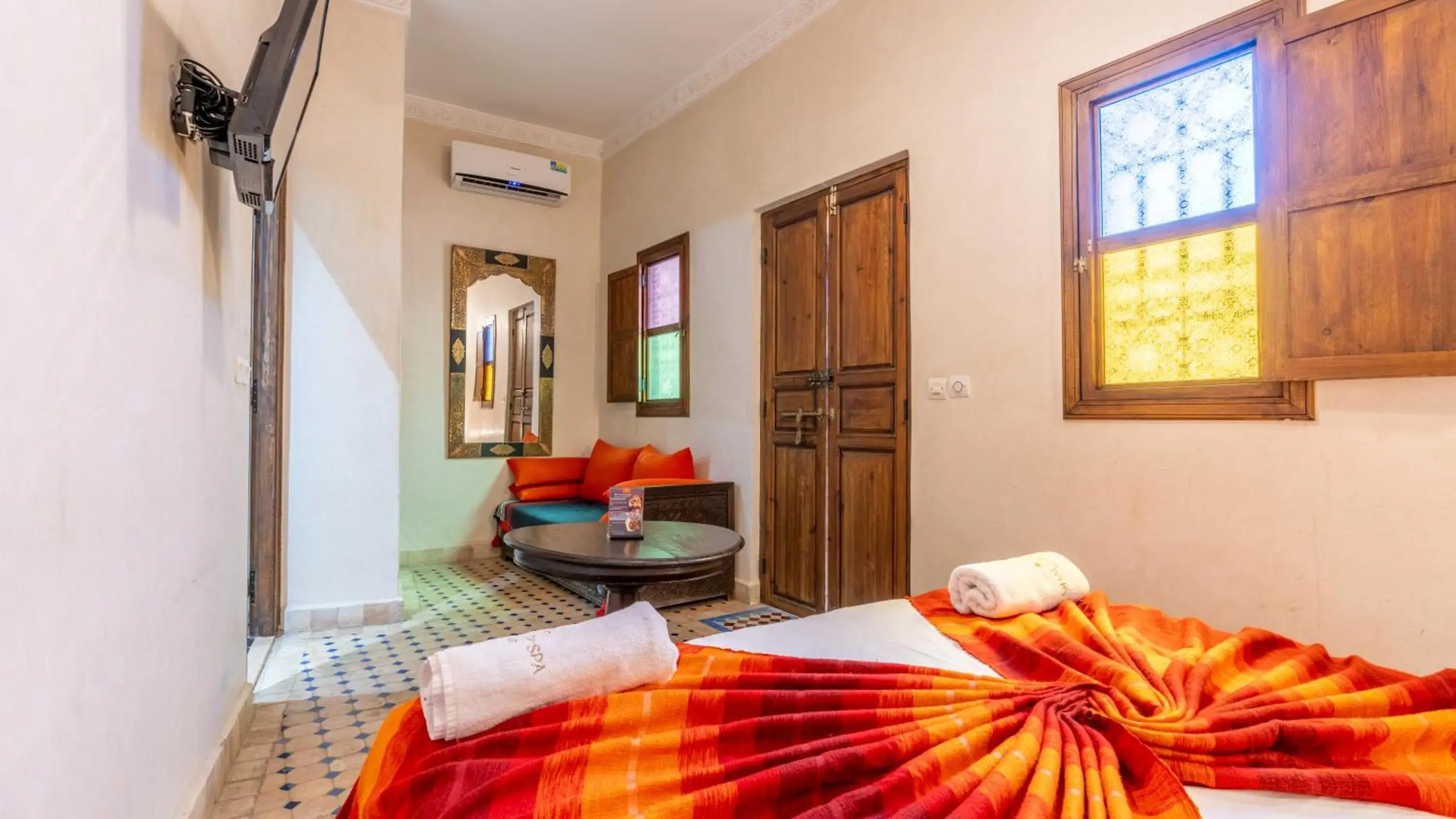 Bathroom, Bed in Riad Ghali Hotel & SPA Bathroom, Bed in Riad Ghali Hotel & SPA