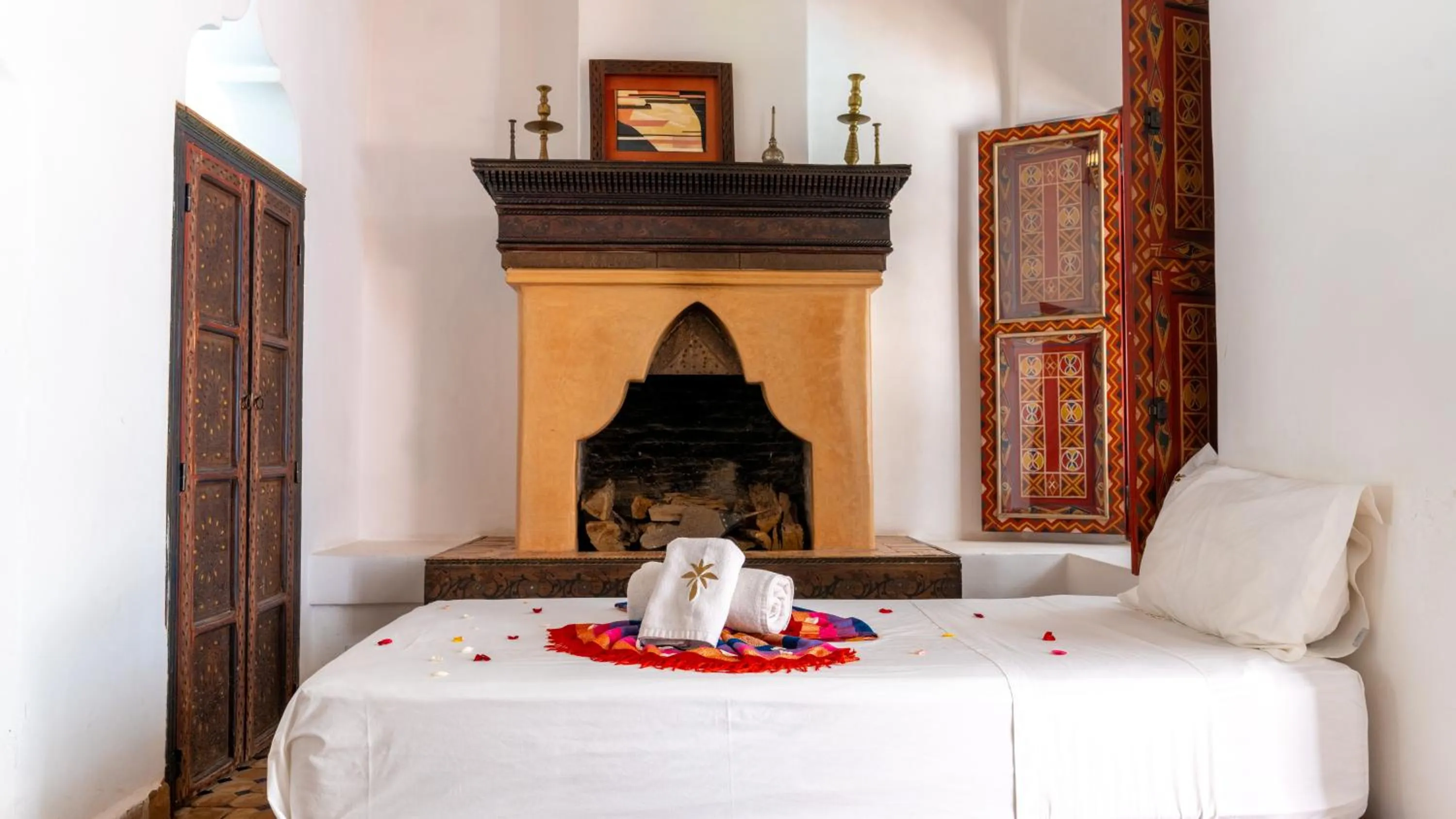 Bed in Riad Ghali Hotel & SPA