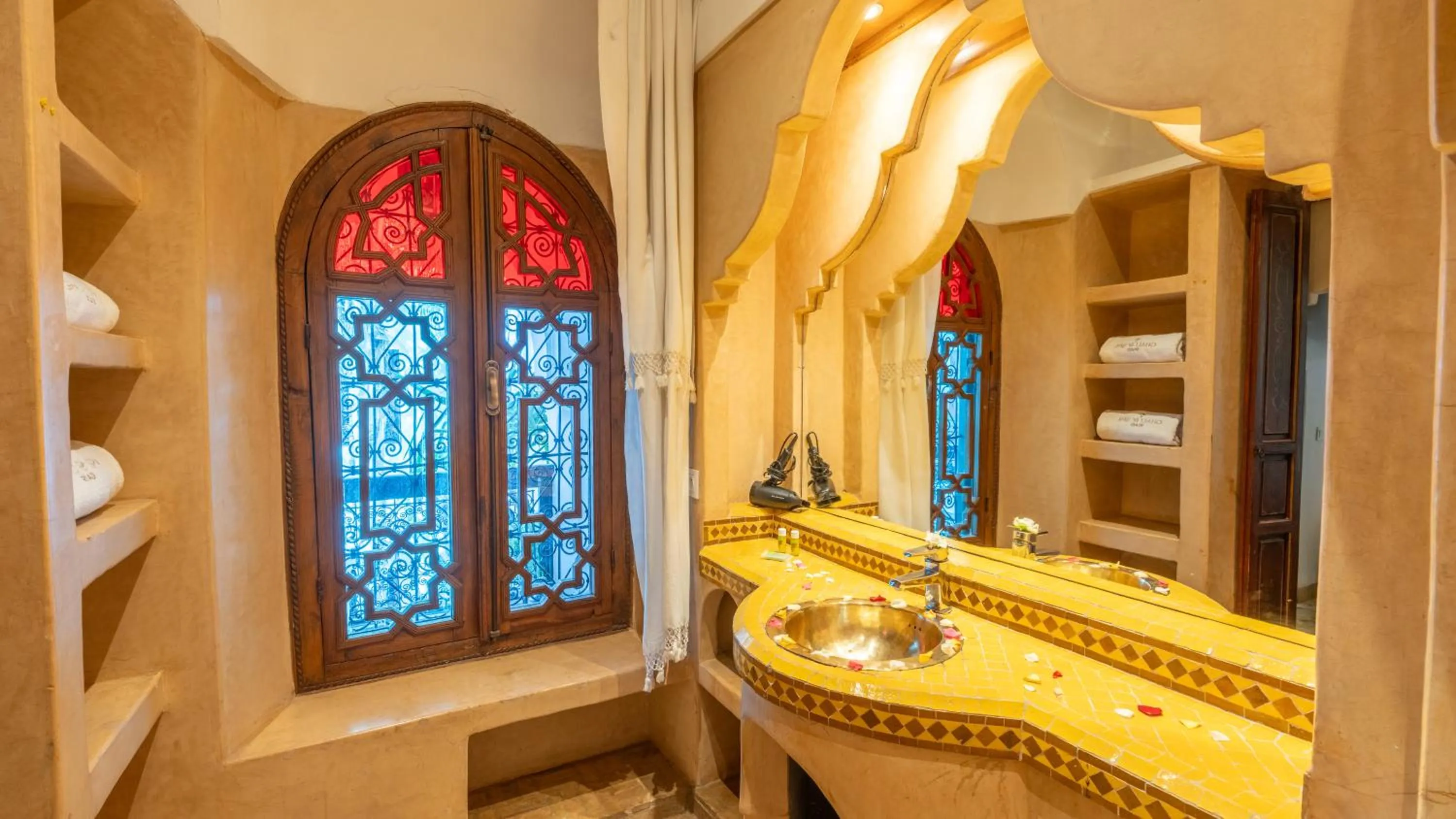 Shower in Riad Ghali Hotel & SPA