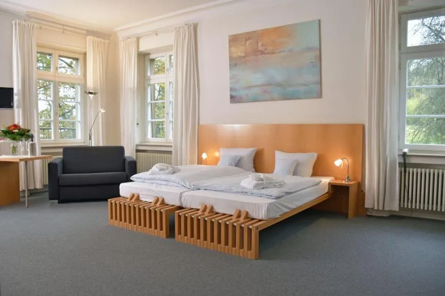 Photo of the whole room in Robert-Schuman-Haus